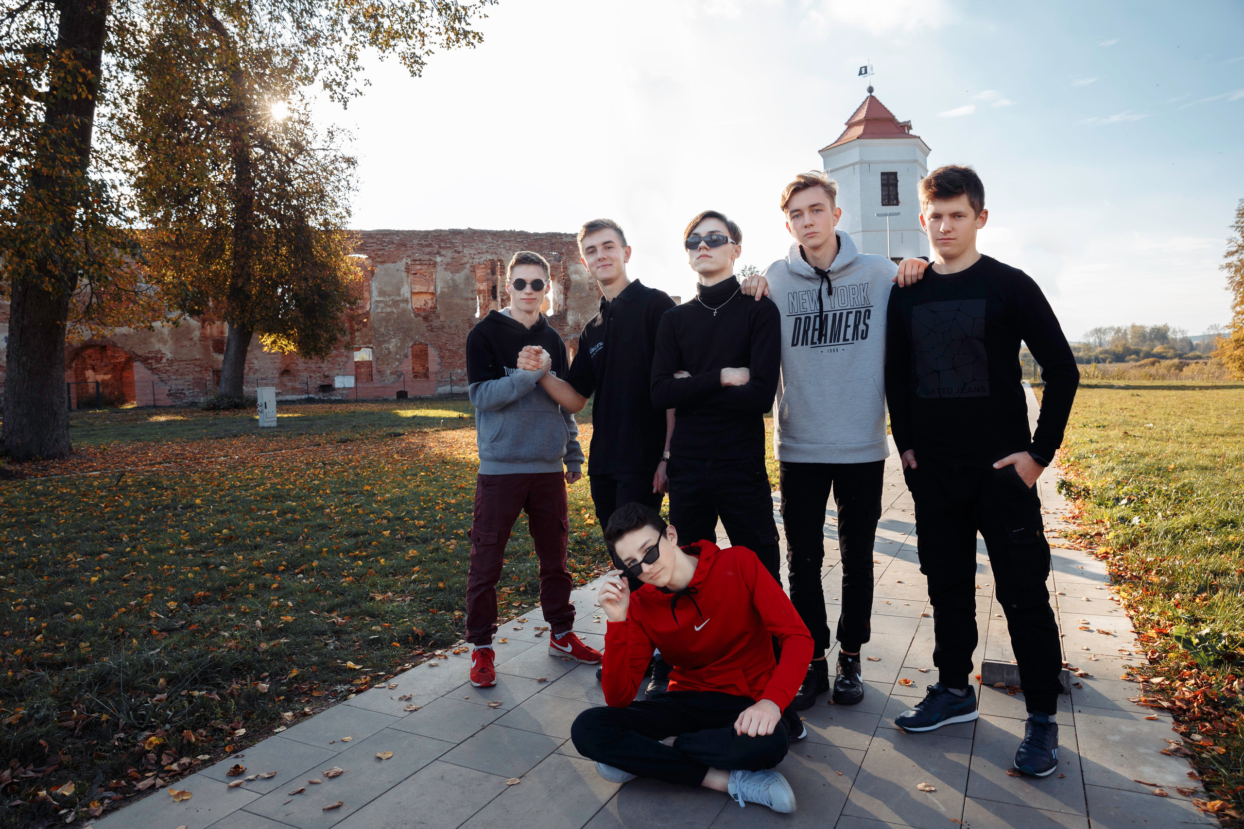 Город. СТУДИЯ ХОРОШИХ ВЫПУСКНЫХ АЛЬБОМОВ МИНСК И ОБЛАСТЬ