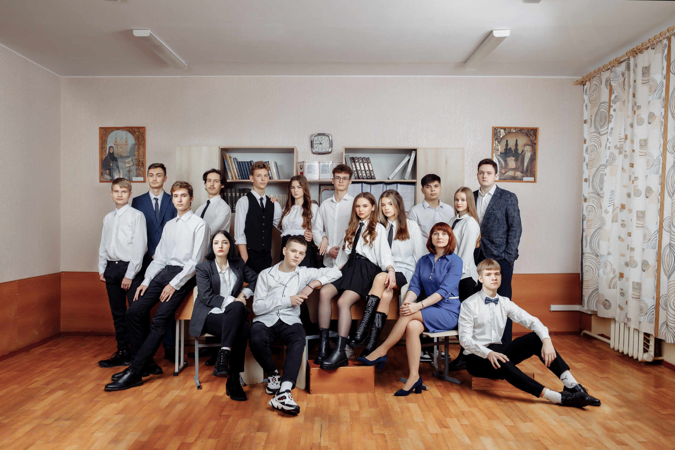 Школа. СТУДИЯ ХОРОШИХ ВЫПУСКНЫХ АЛЬБОМОВ МИНСК И ОБЛАСТЬ