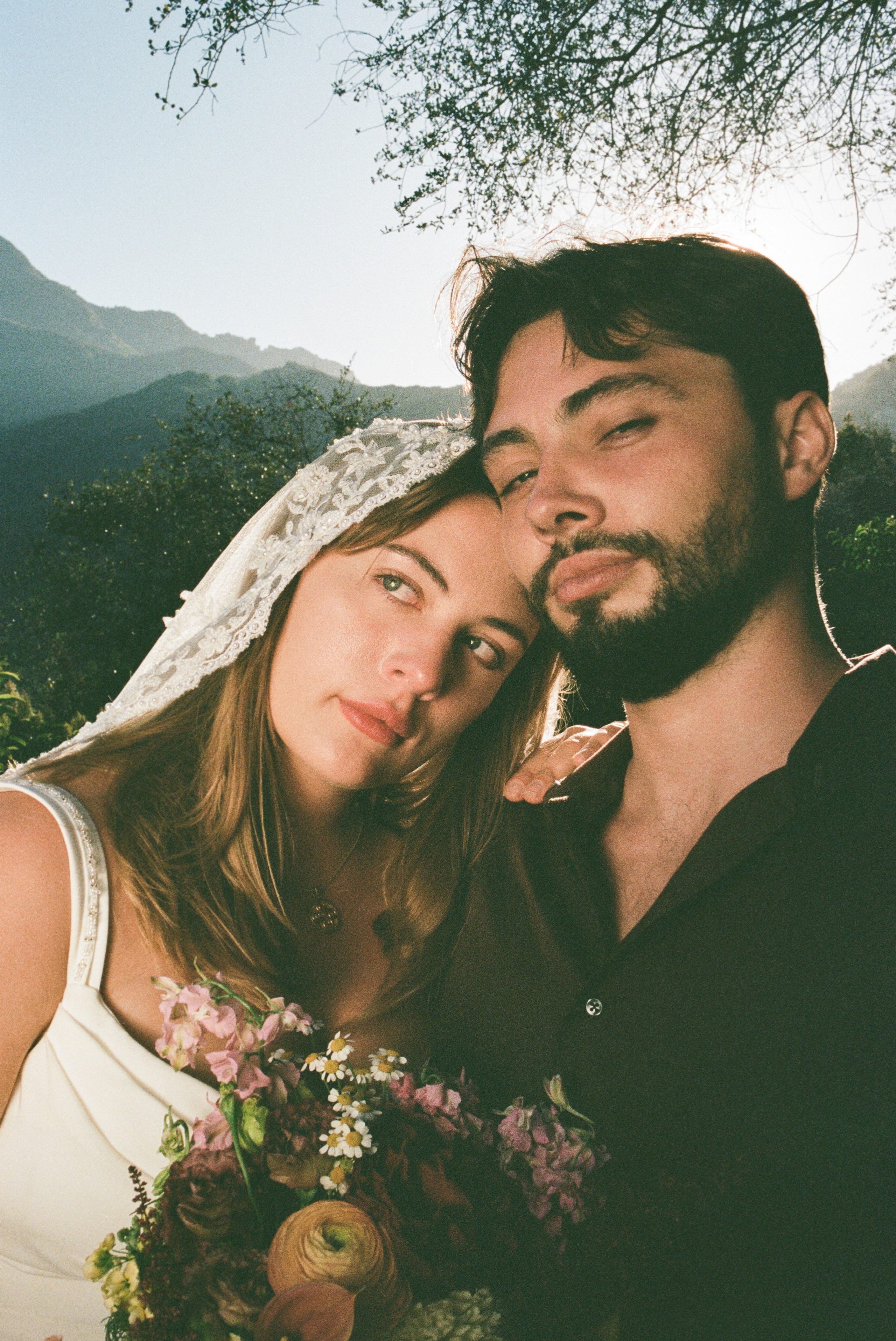Weddings. Film photographer in Los Angeles Anastasiya Pankova