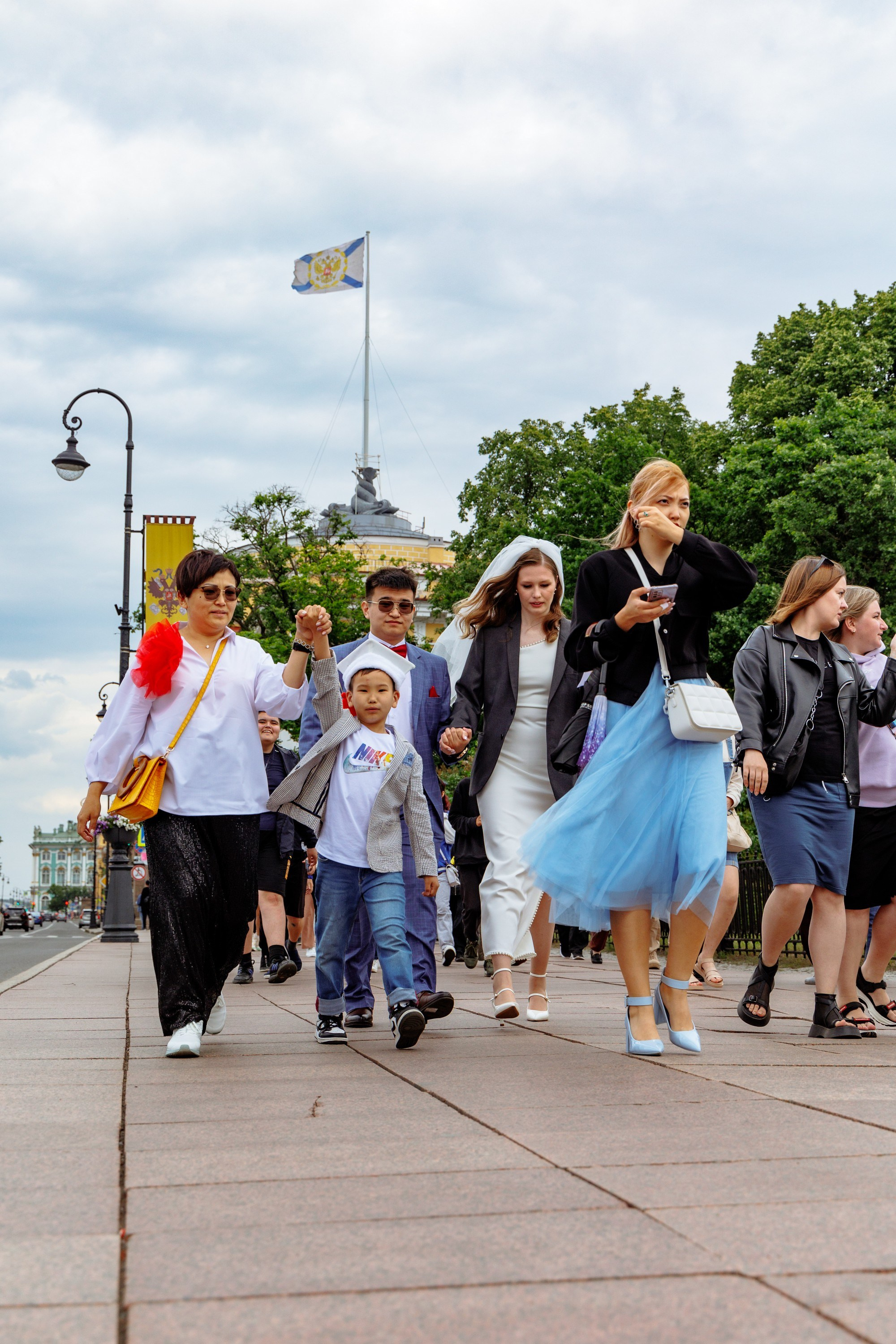 Чингис и Александра регистрация и небольшая прогулка. Свадебный и семейный фотограф в г. Волхов Алексей Кочерыжкин