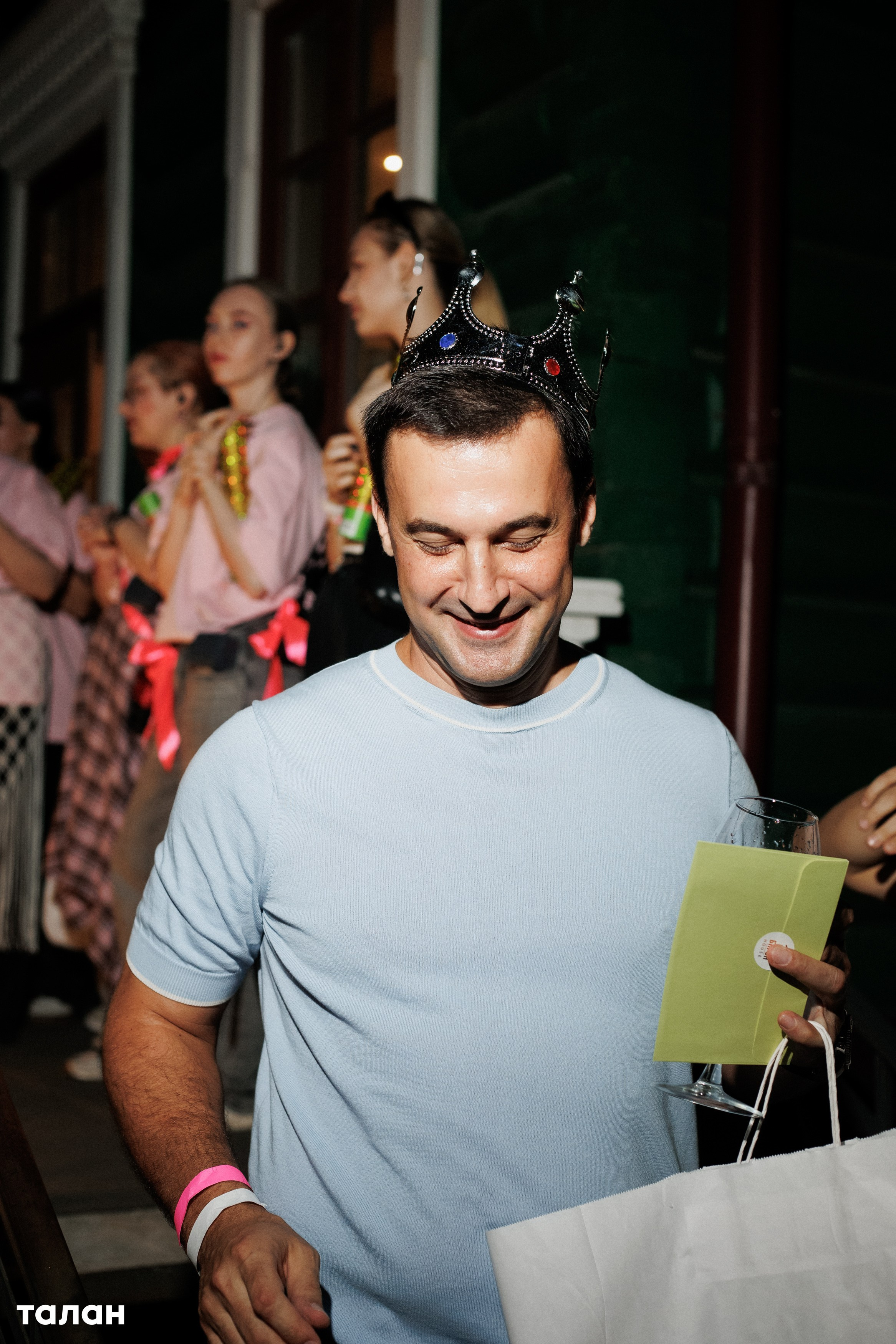 ВИНОТЕКА [бар+магаз] — BIRTHDAY PARTY. СВОИ. ФОТООТЧЕТЫ-СОБЫТИЯ-МЕСТА