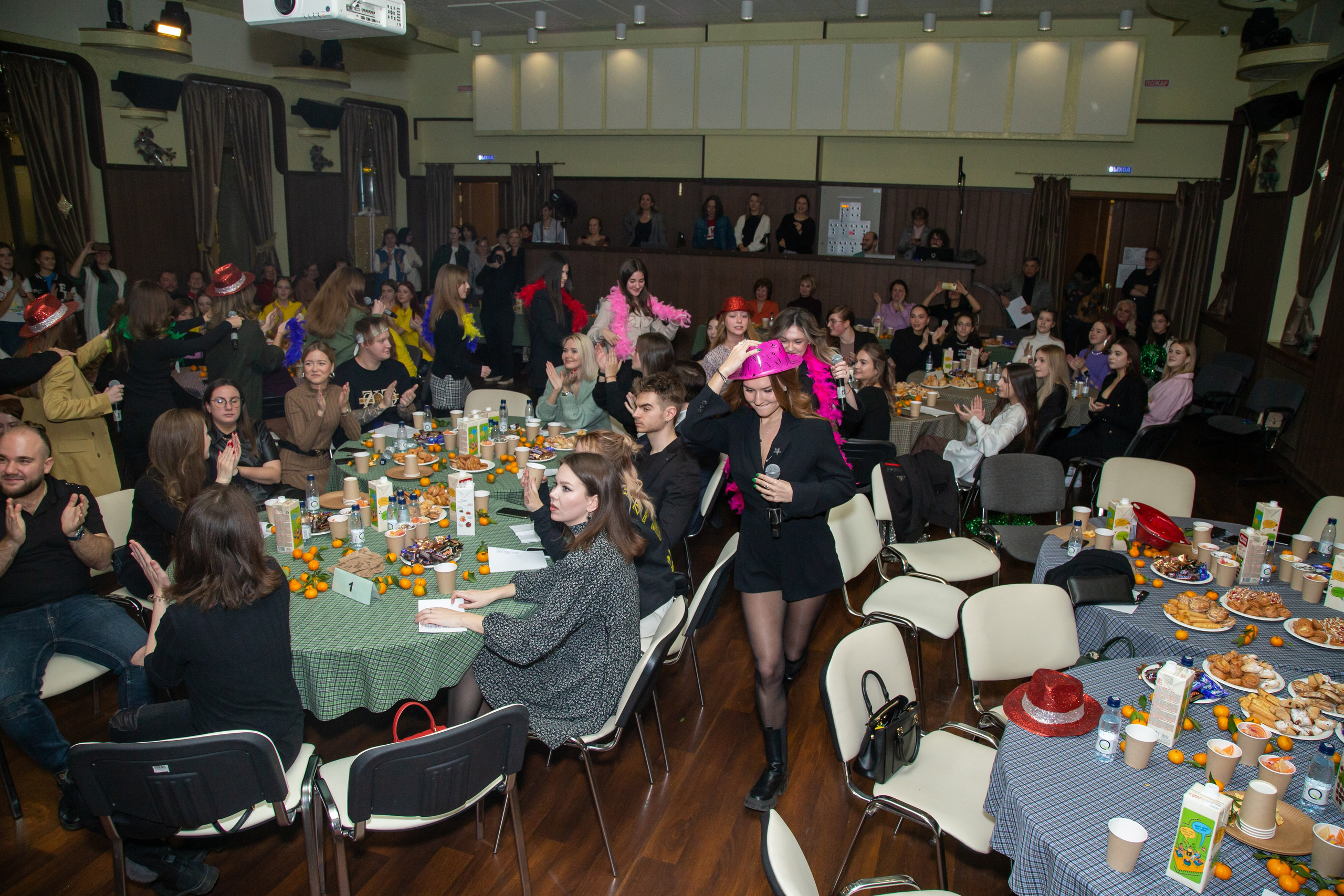 Репортажная съёмка для Домисольки на новый год. «Студия DRONAVT`s» — видеосъёмка и фотография г. Москва