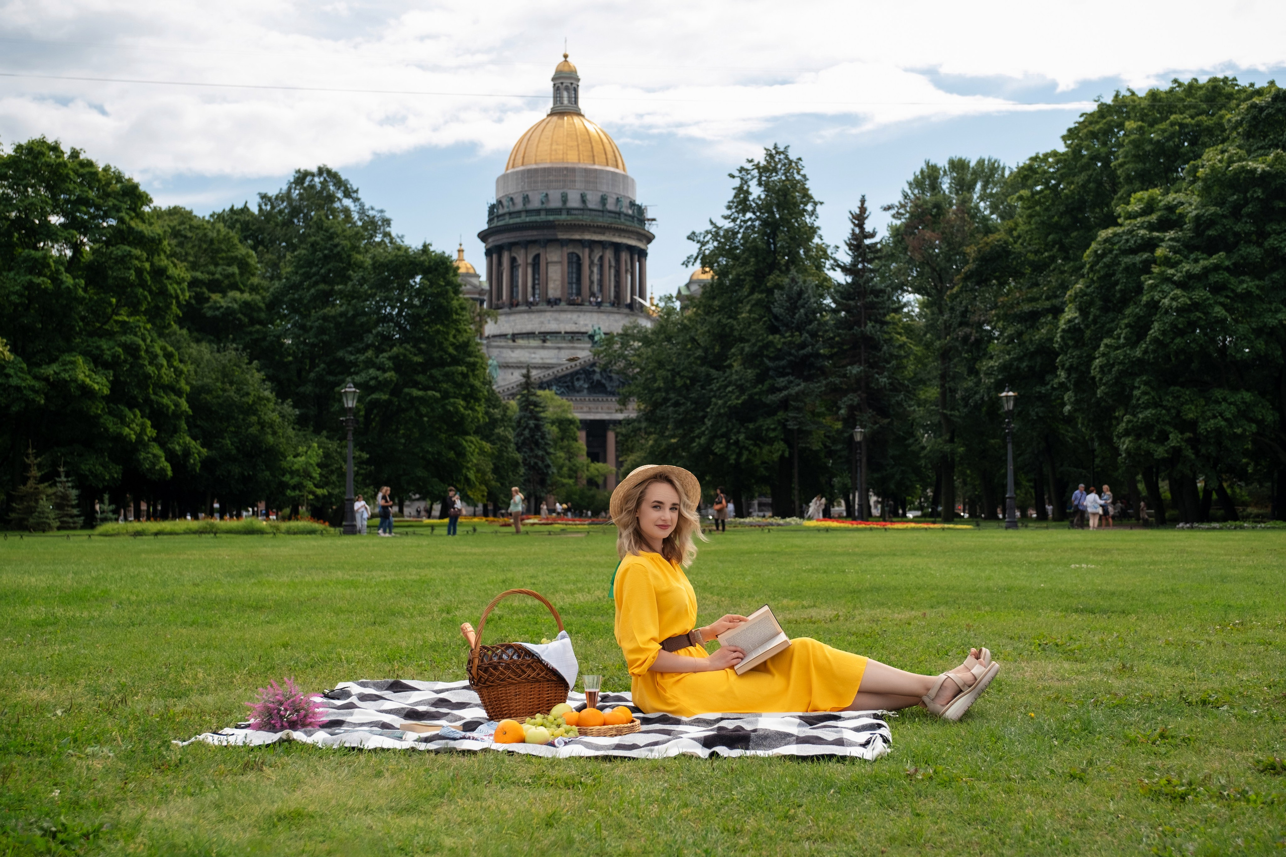 24. Фотограф Константин