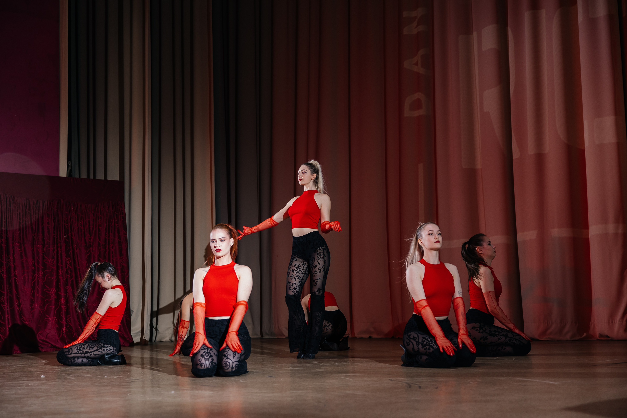 Дистрикт. Отчетный концерт. Свадебный и Семейный фотограф г. Ижевск Гульназ Солдатова. Гульназ фото