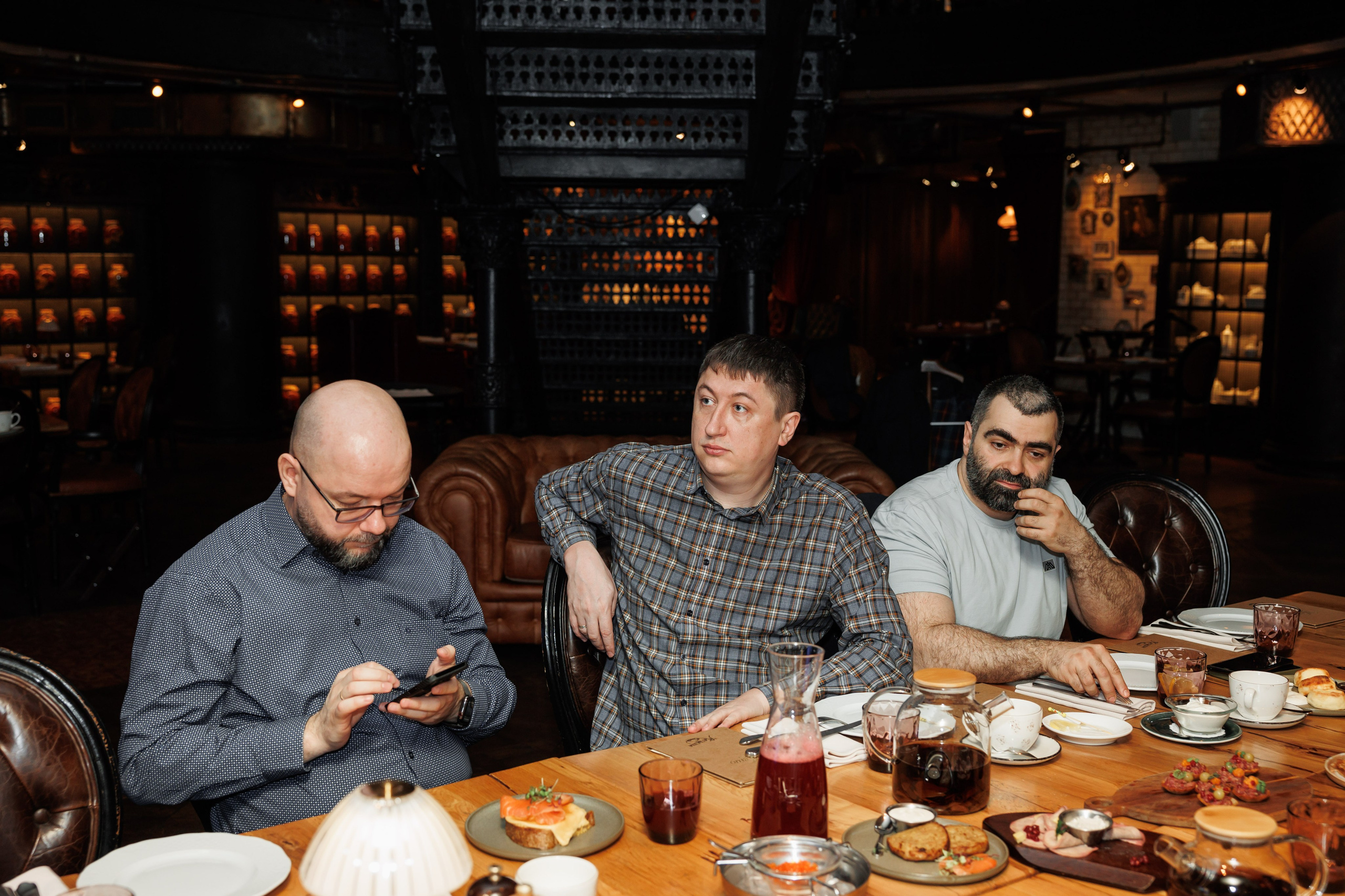 Деловой завтрак, ресторан «Матрешка». Свадебный и репортажный фотограф (Москва, Королев и другие)