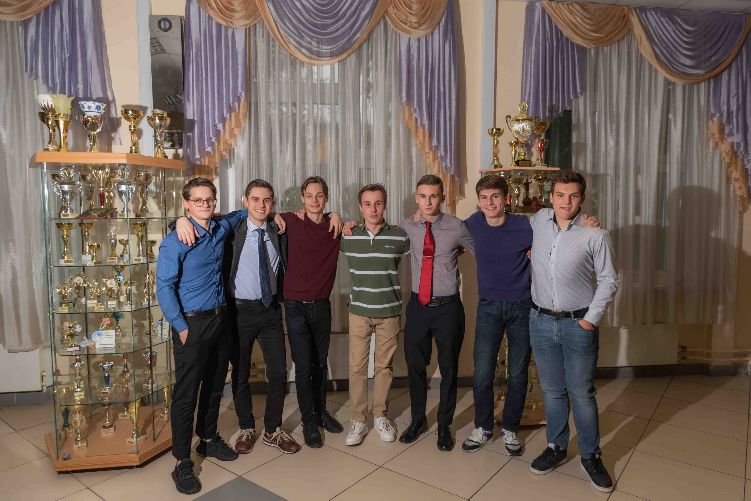 Фотосессия 11 класса для альбомов, 2019 год. Фотограф и видеограф в Москве и Абу Даби Мария Кулагина