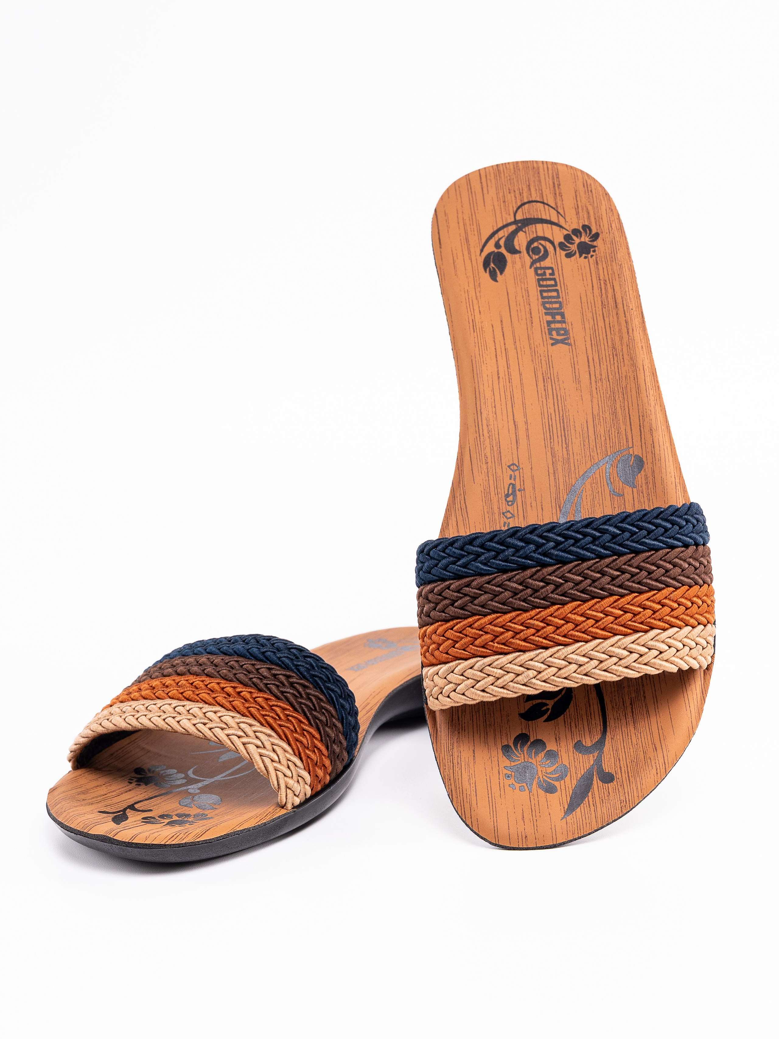 Тапочки дерево серия 2. Предметный фотограф, фото для маркетплейсов Пятигорск, КМВ