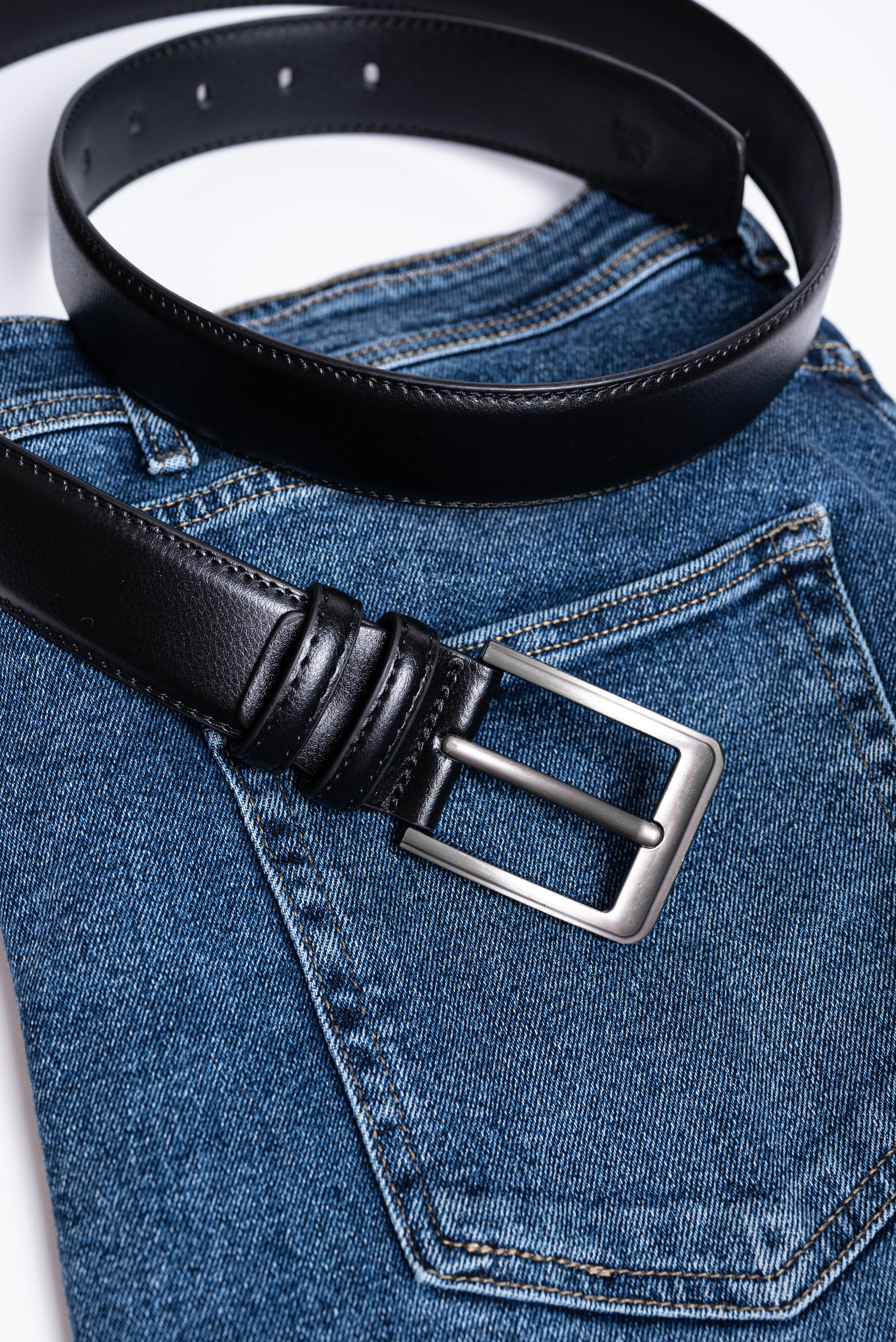 Ремень. Предметный фотограф, фото для маркетплейсов Пятигорск, КМВ