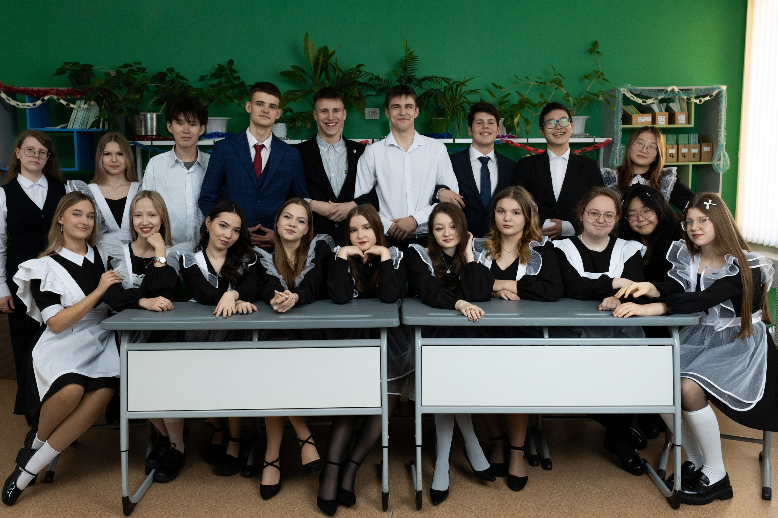 Старшая школа. Литовкина Анастасия фотограф, выпускные альбомы г. Мирный