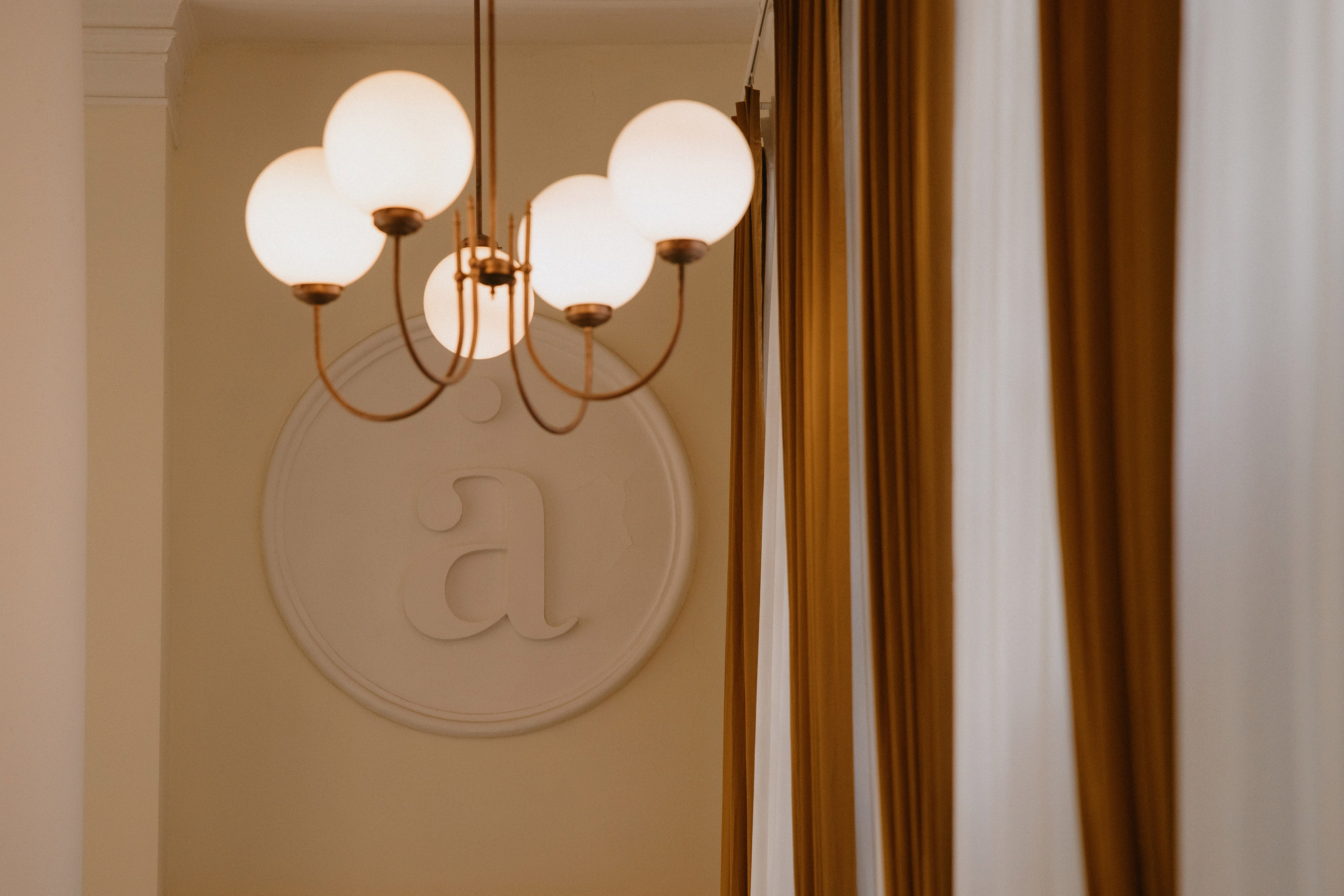 Свадебный банкет на вилле Политика. Свадебный фотограф Москва