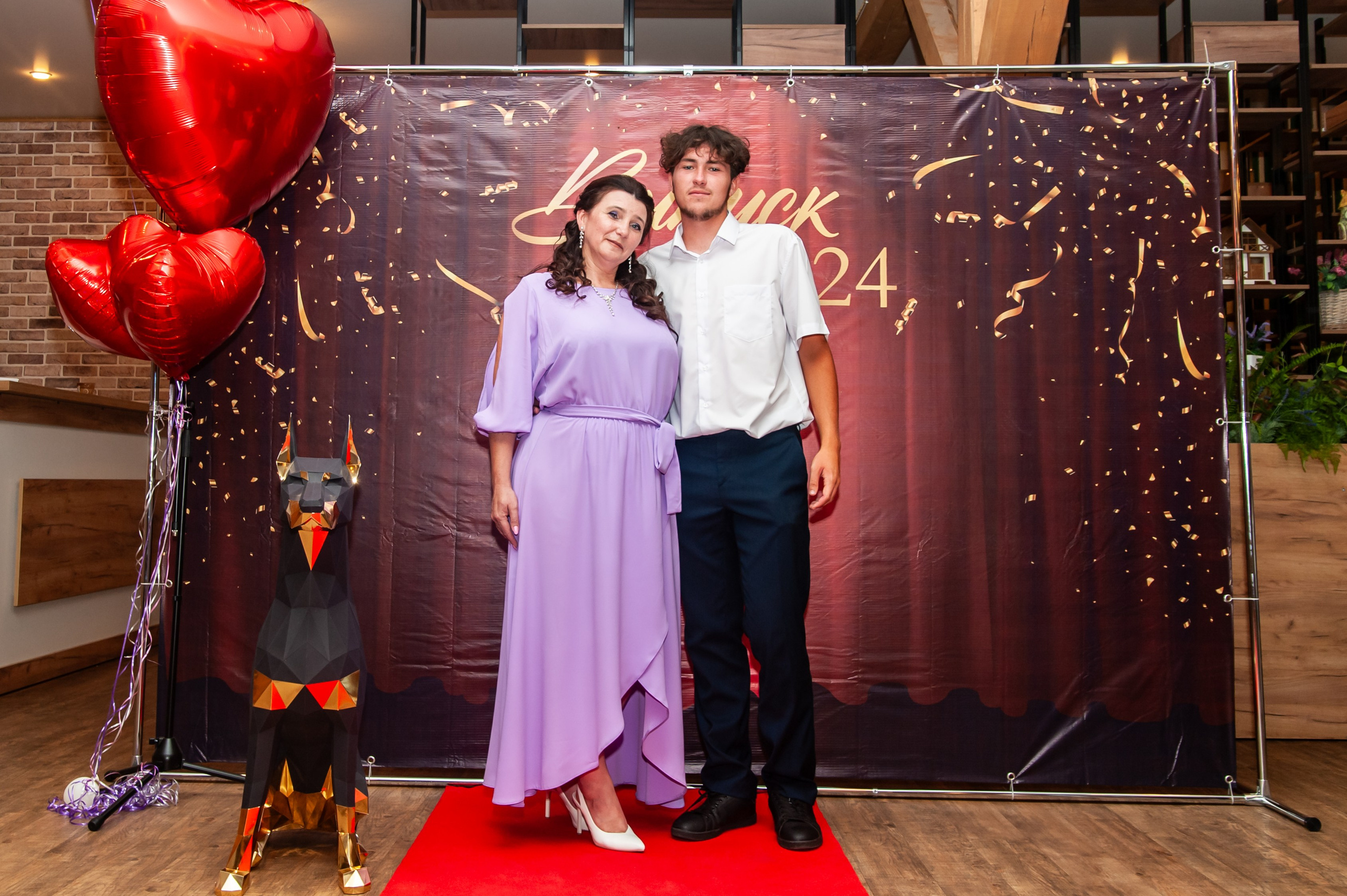 Выпускной МАОУ СОШ № 17 им. Эдуарда Есаяна. Свадебный и семейный фотограф Денис Лукьянов в Краснодаре, Краснодарском крае и Республике Крым