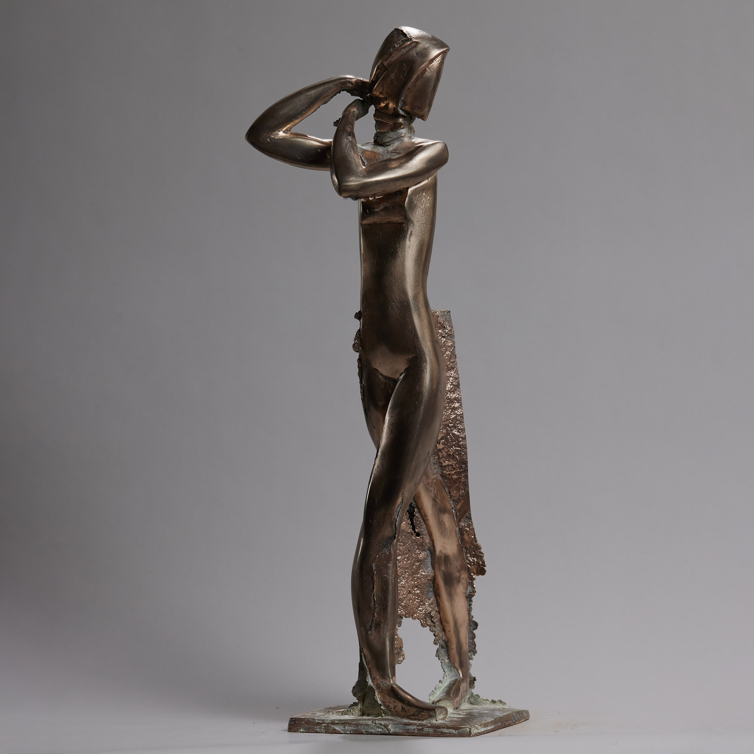 Скульптуру балерину из бронзы купить из магазина скульптора Дмитриева Алексея. 