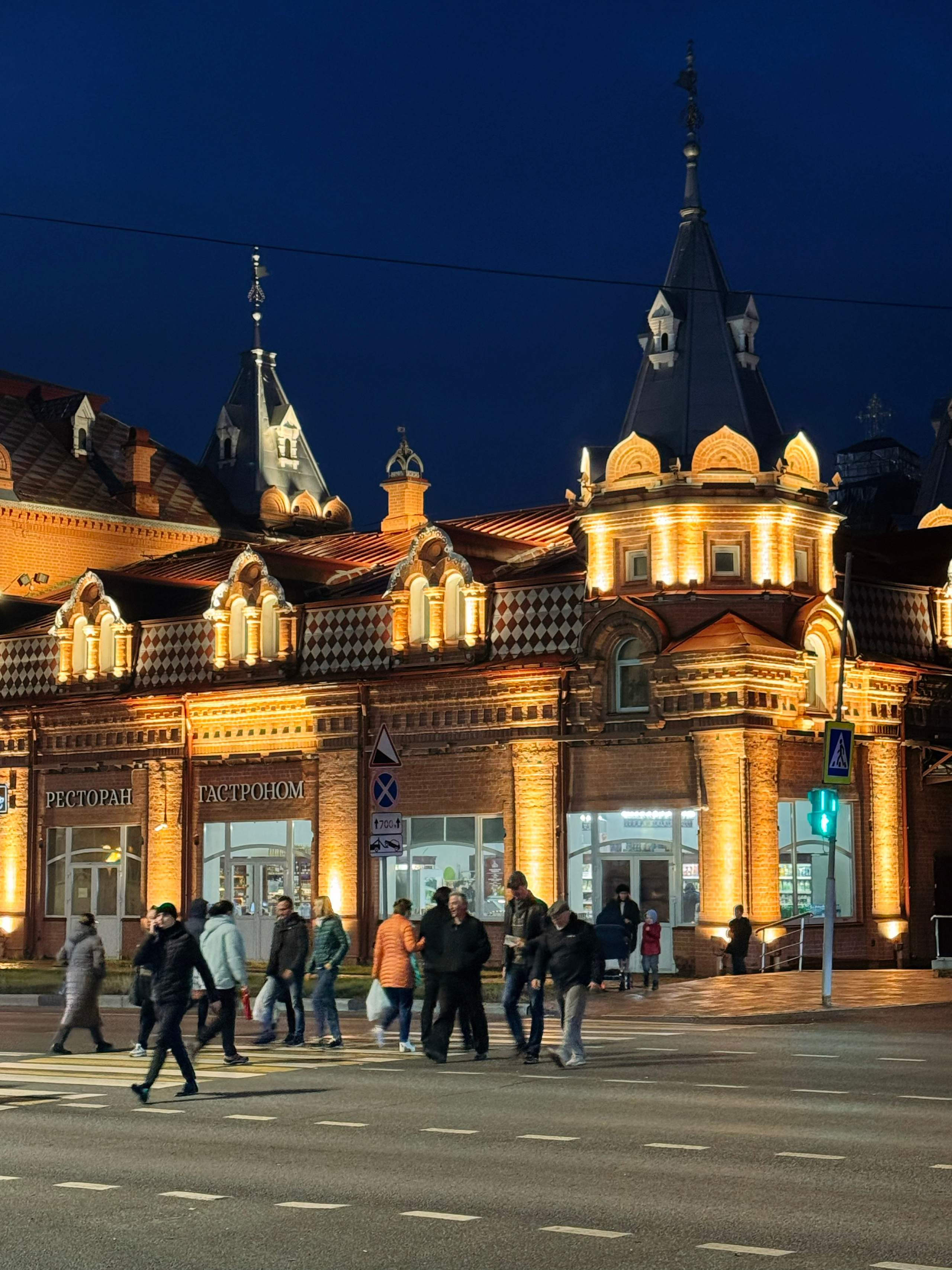 Фотопоток. Проект «Фотокладовка»: блог уличной фотографии в формате street photo