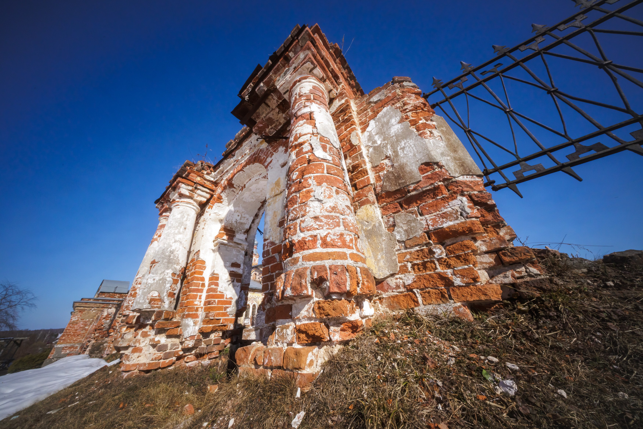 Архитектура — экстремальный угол съемки. Владимир Петухов — фотограф в г. Кинешма. Оператор FPV