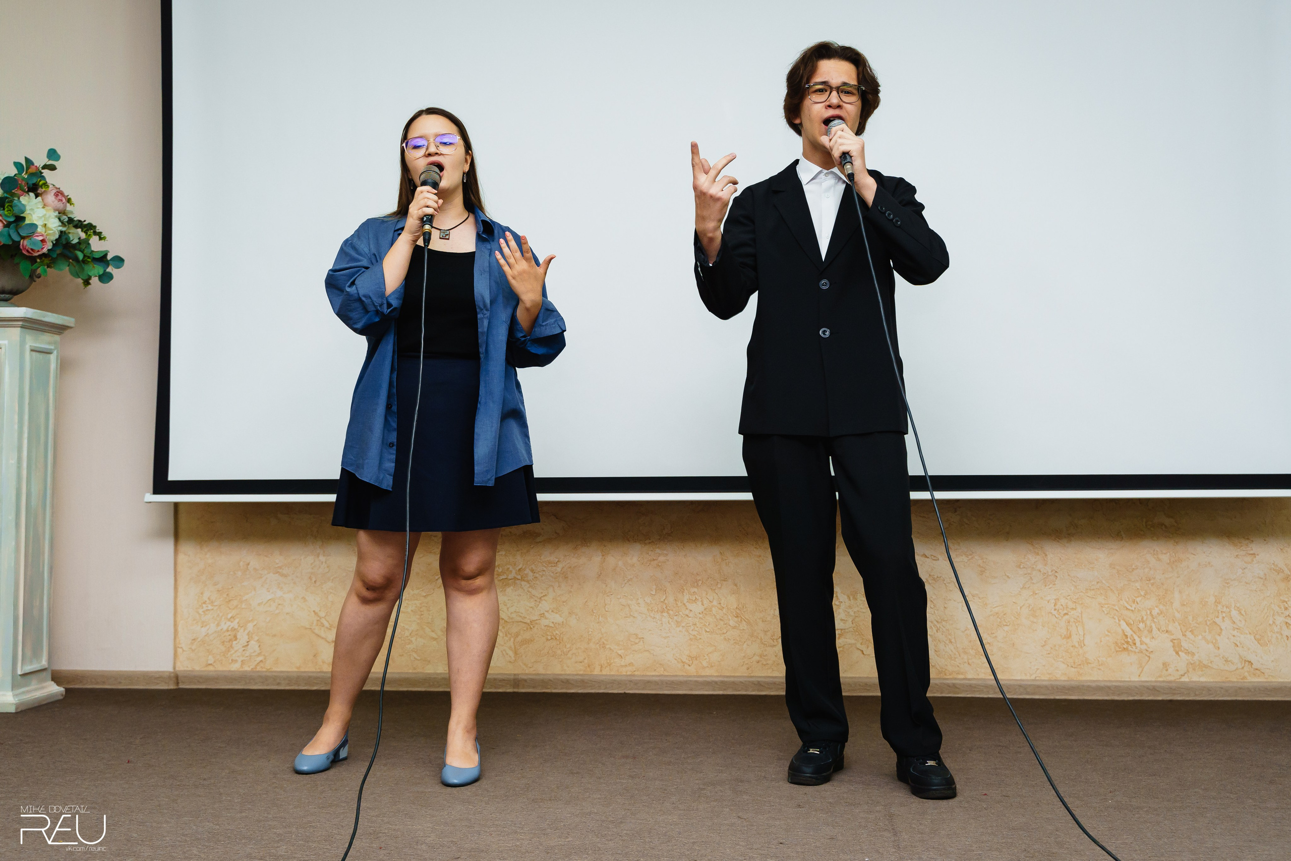 ВЫПУСКНОЙ ШКОЛЫ «Язык Для Успеха» 2023. Mike Dovetail | Портретный и репортажный фотограф