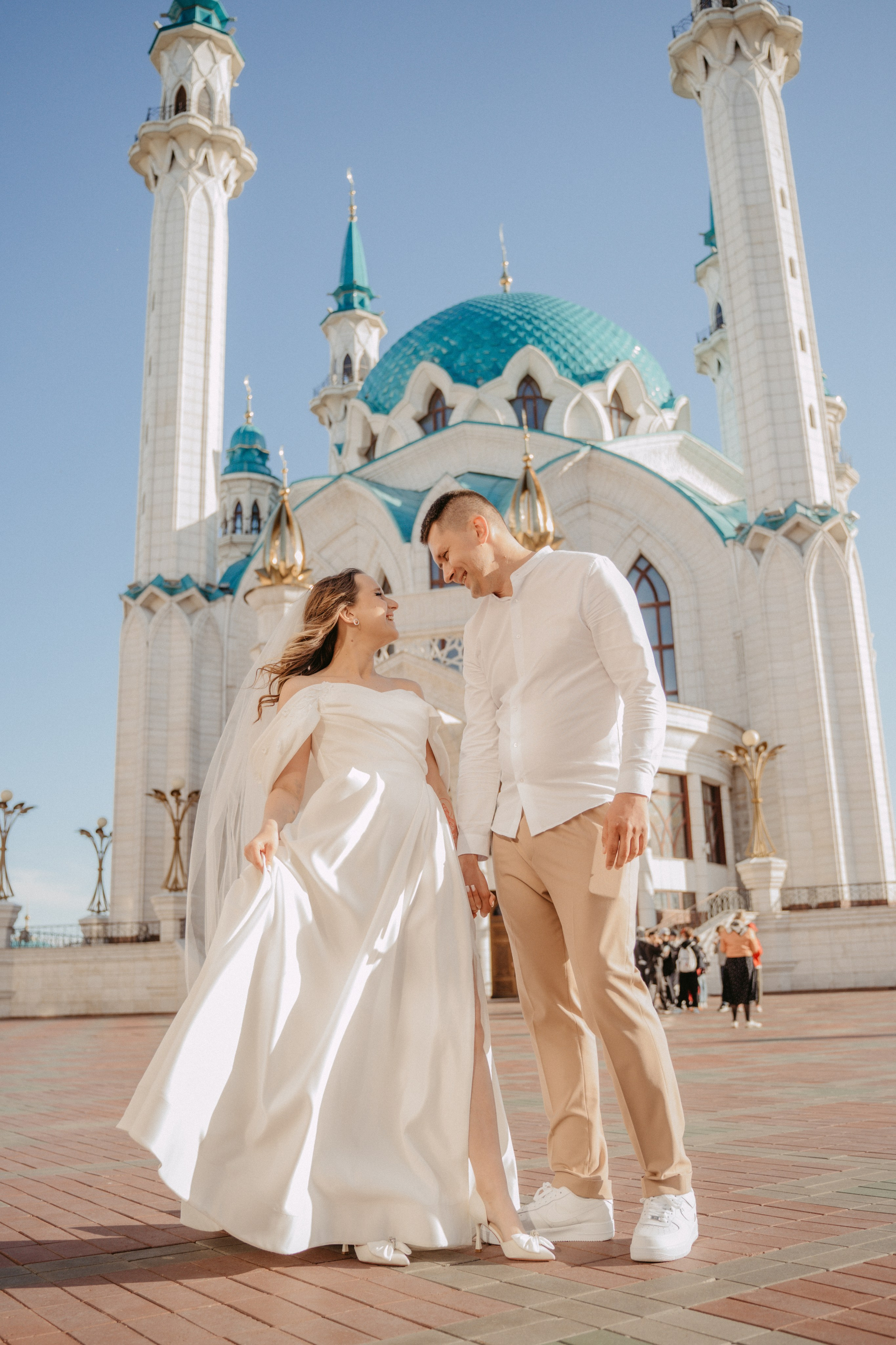 Анна и Эдуард. Главная