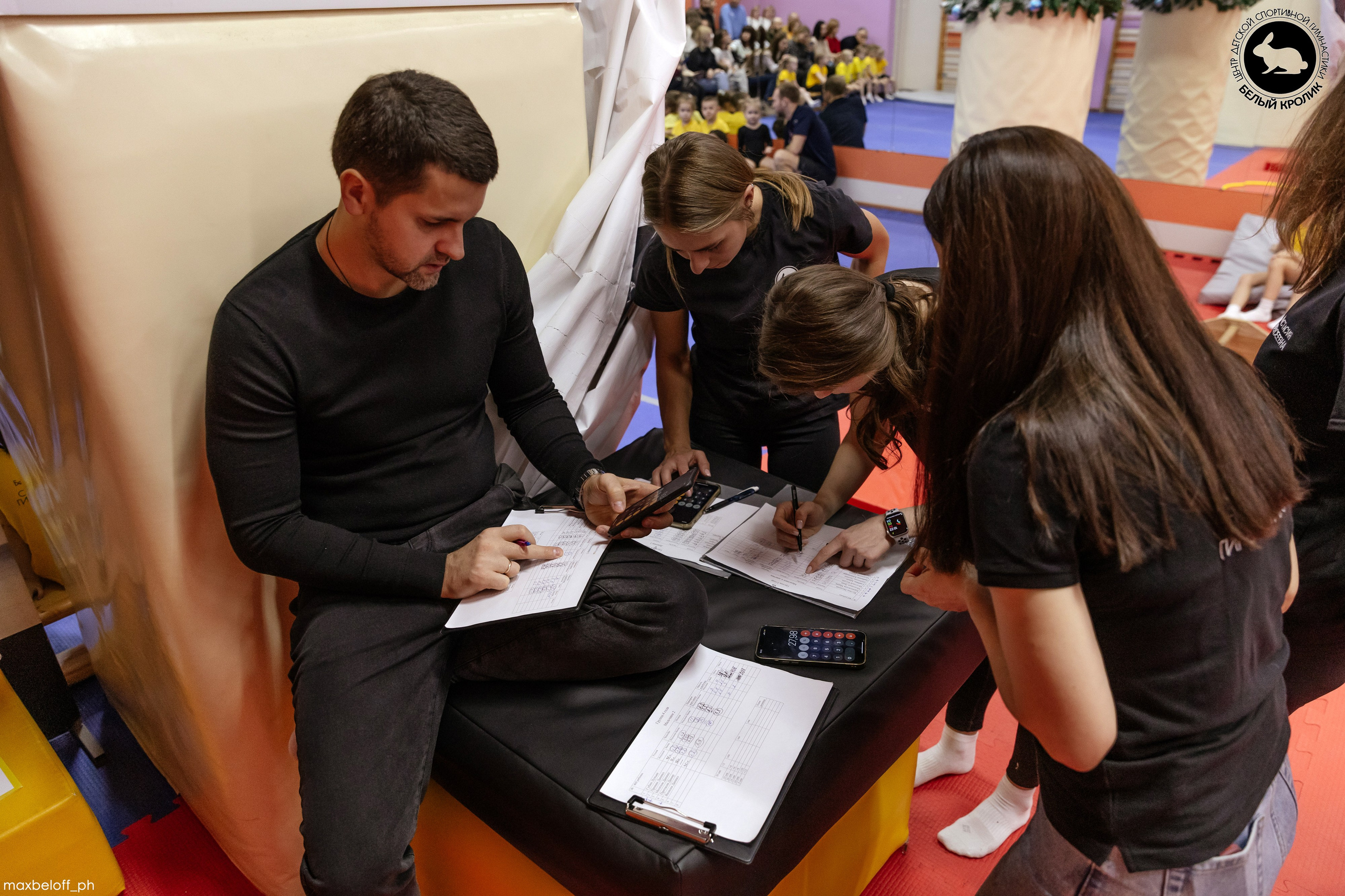 Белый кролик. Соревнования. Семейный фотограф — Макс Белогрудов