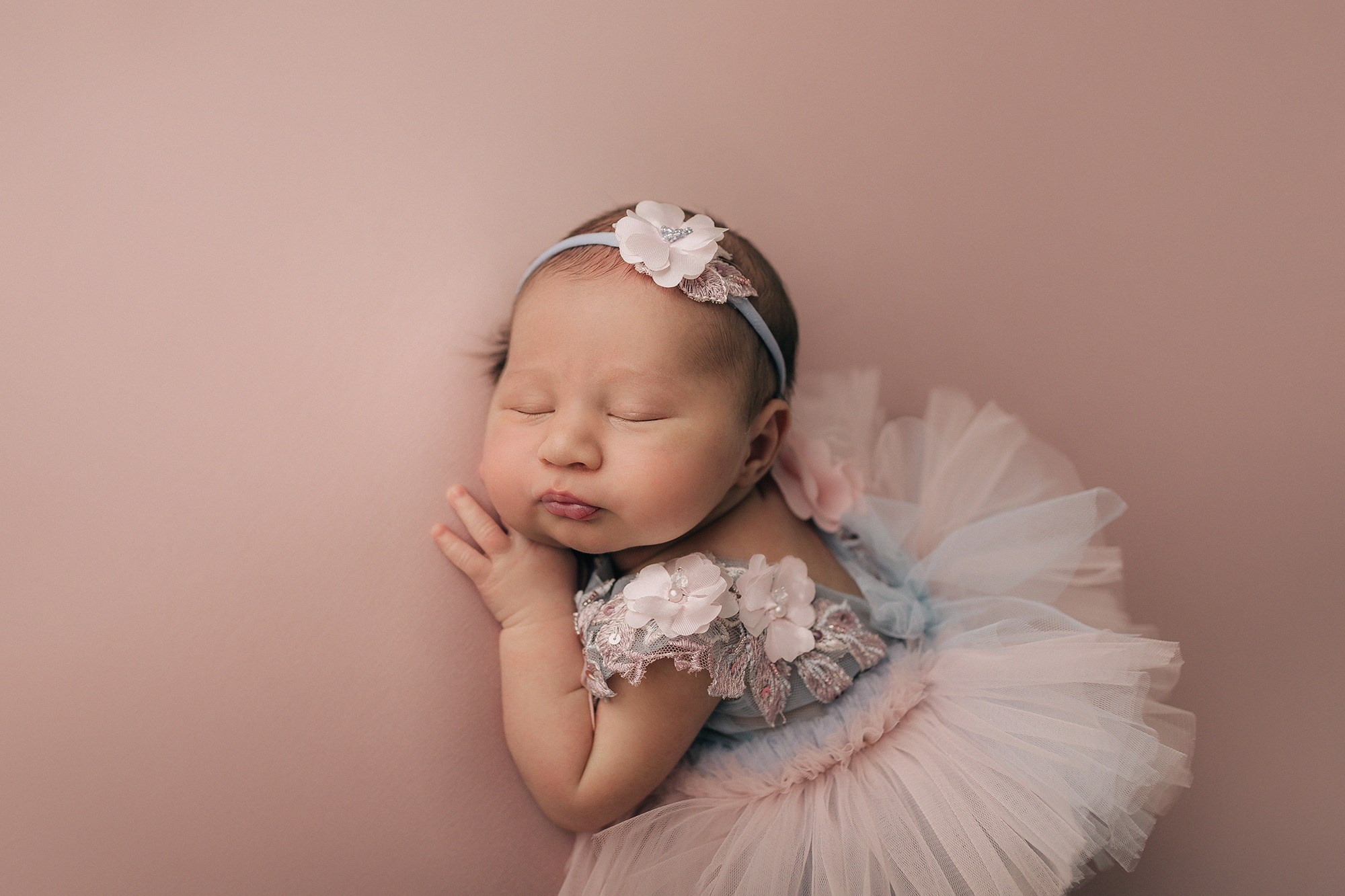 София 8 дней. Семейный фотограф новорождённых в Серпухове Юлия Новикова +79637785957