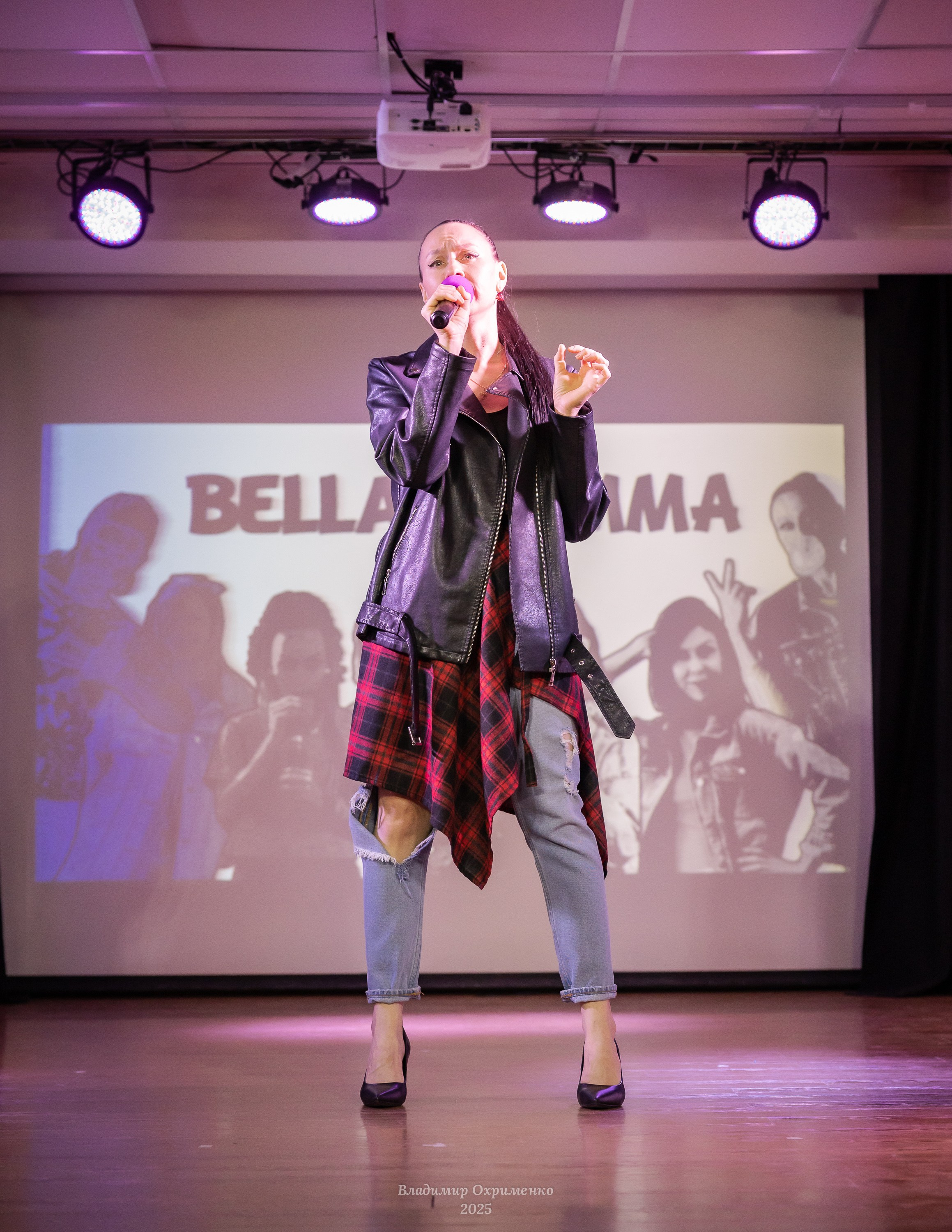 Концерт вокального коллектива Bella Mamma «Мы из 90-х». Фотограф Владимир Охрименко