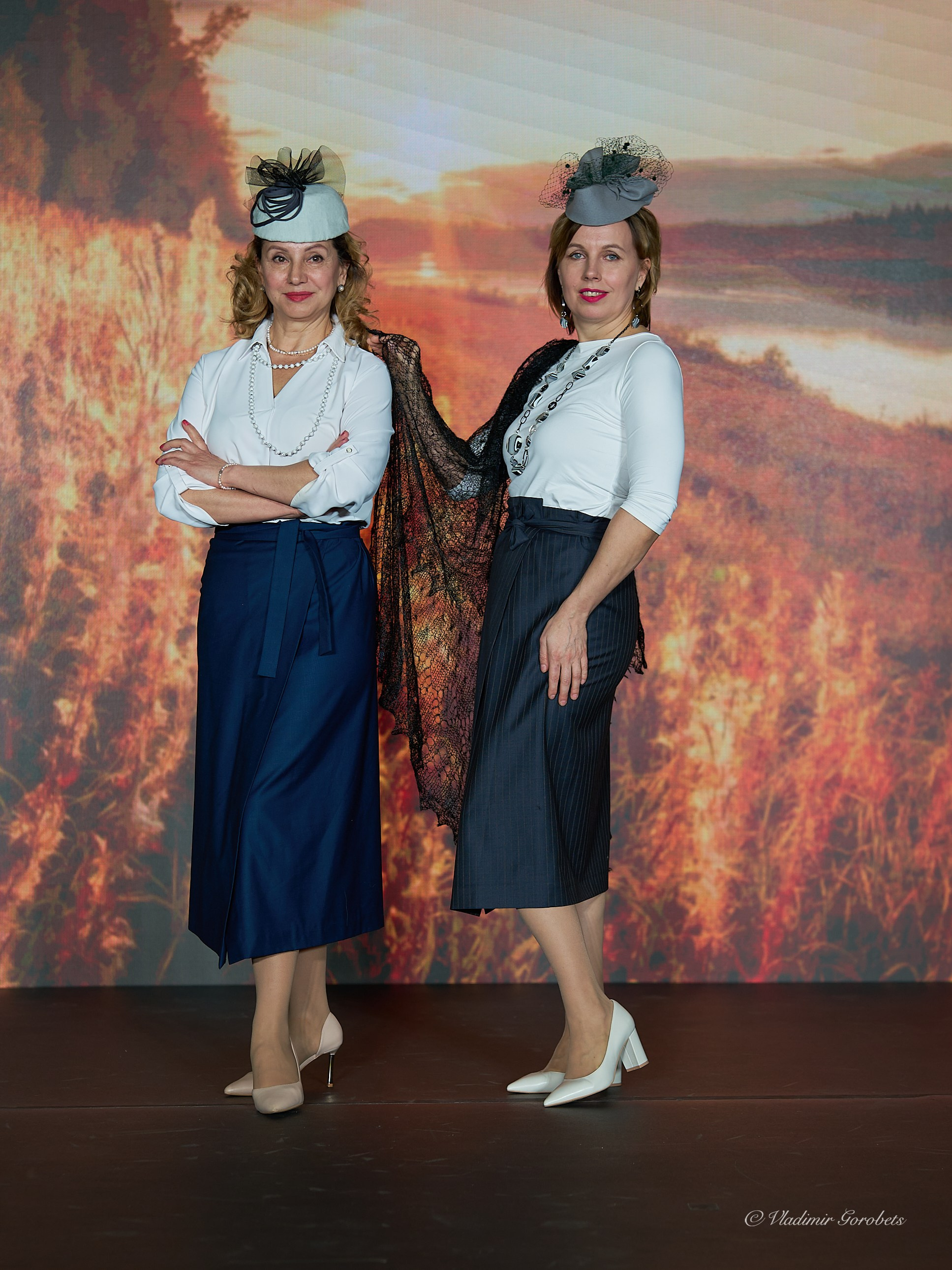 Показ на выставке «Жар-птица», 2025. Коллекционер и искусствовед Олеся Ястребова