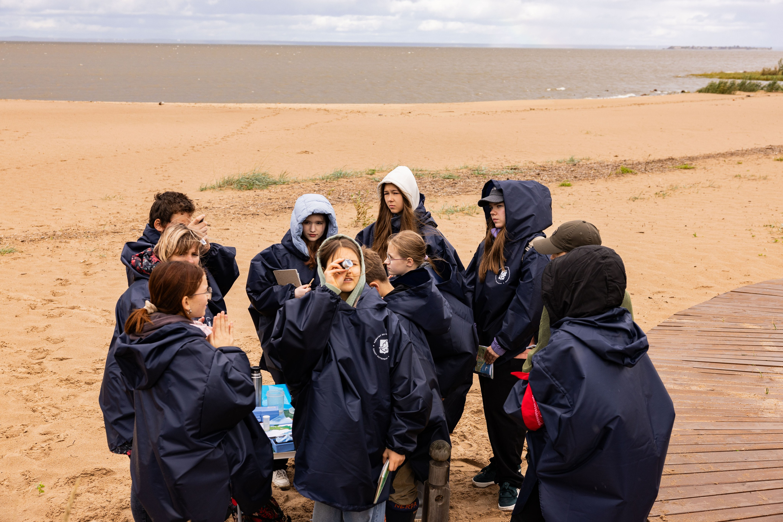Зеленый пластик. Западный Котлин. Фотограф/видеограф в Санкт-Петербурге Динара Гольдина
