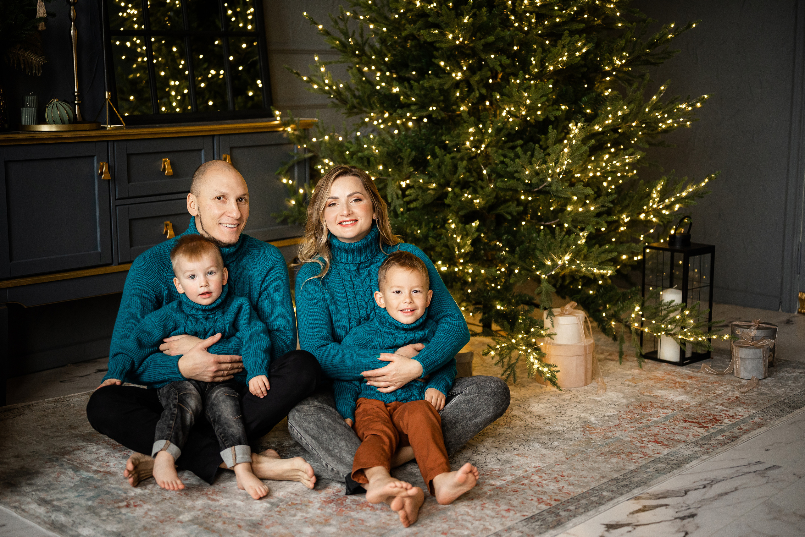 Новогодняя сьемка семьи блогера Ешки. Свадебный и портретный фотограф в Минске Наташа Каракулова