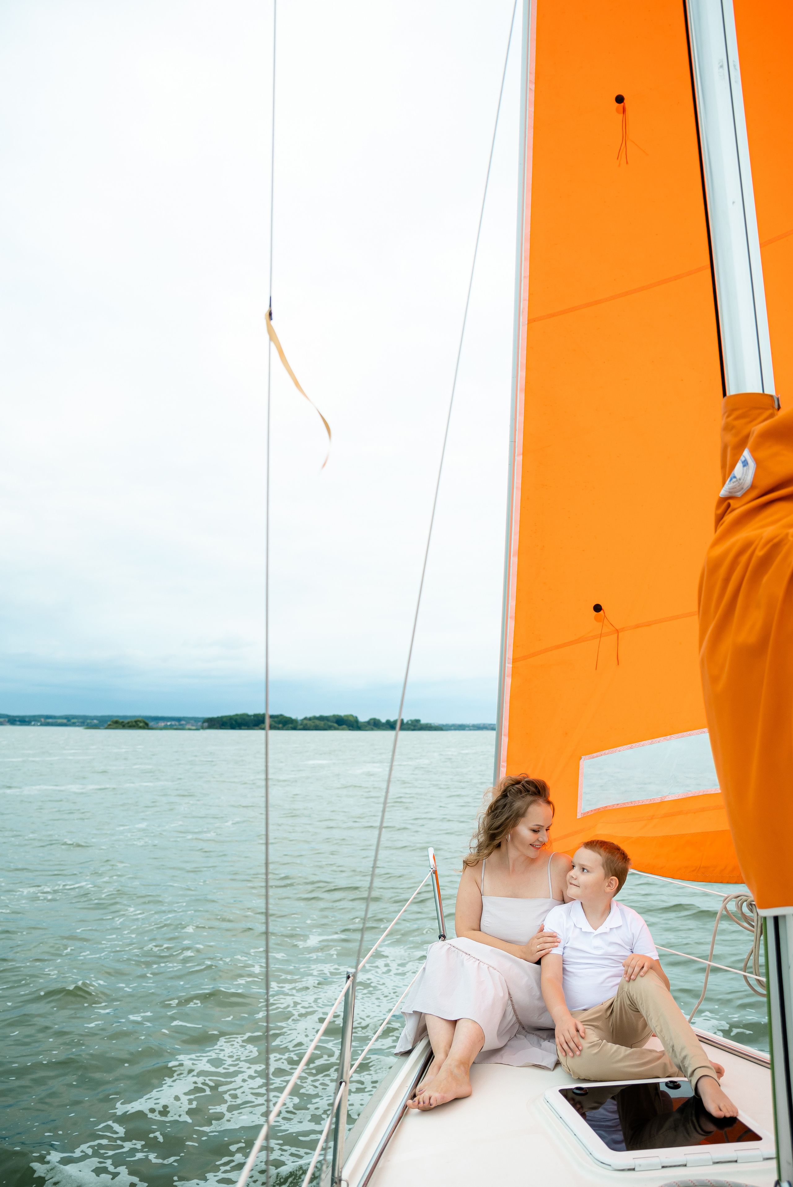 Прогулка на яхте. Свадебный и портретный фотограф в Минске Наташа Каракулова