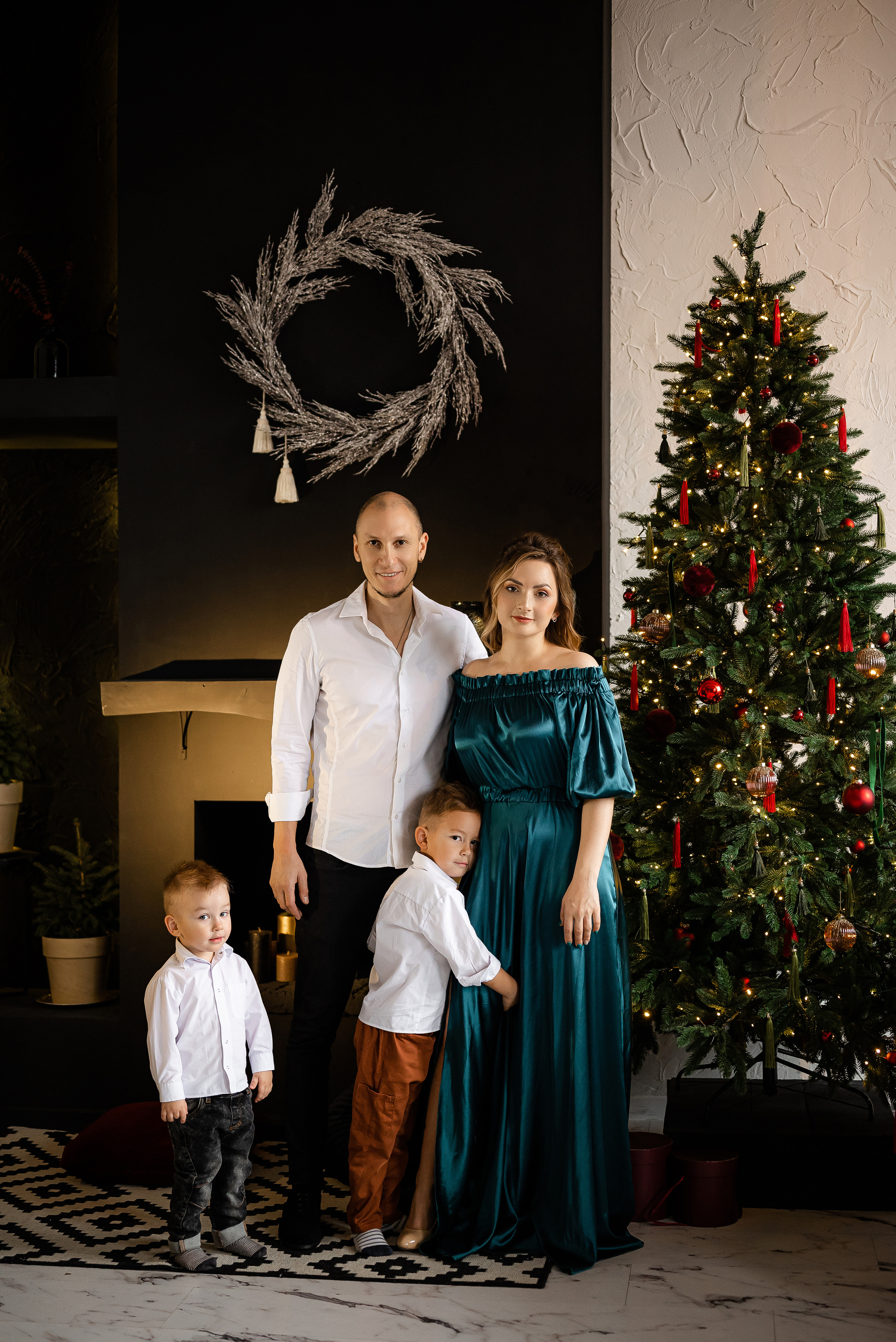 Новогодняя сьемка семьи блогера Ешки. Свадебный и портретный фотограф в Минске Наташа Каракулова