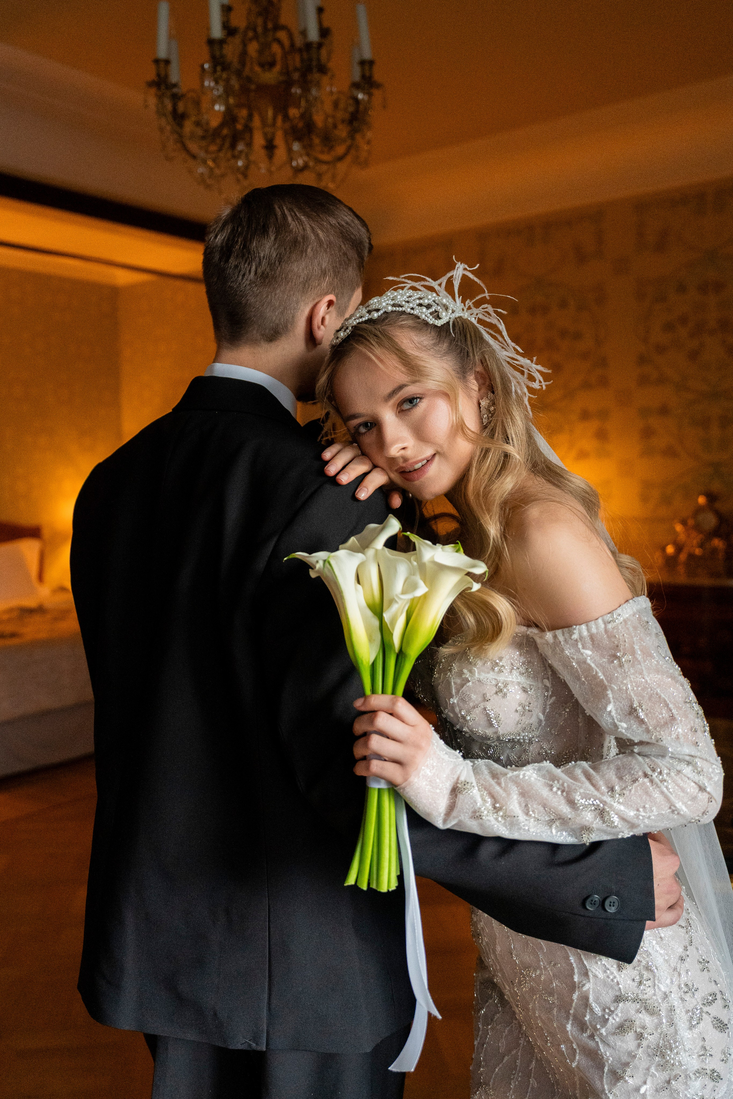 Свадебная фотосессия в отеле Метрополь. Свадебный фотограф в Москве Анна Полушина