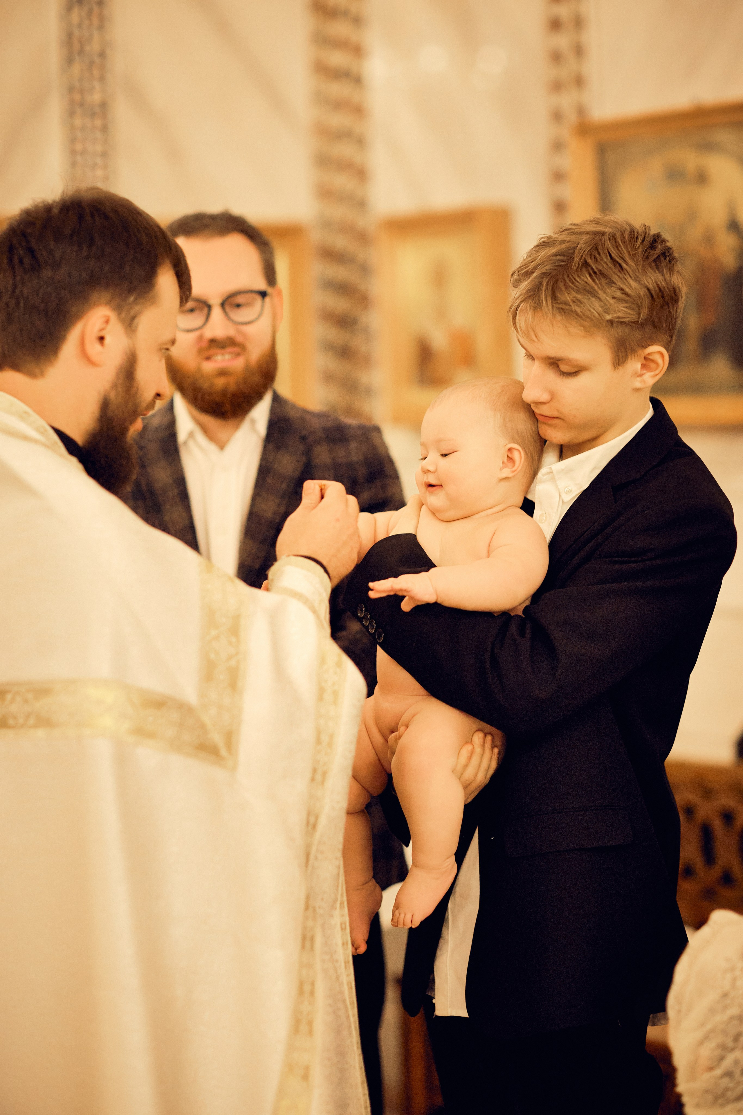 Таинство Крещения. Фотограф Москва|Ясенево Яна Новокрещенных