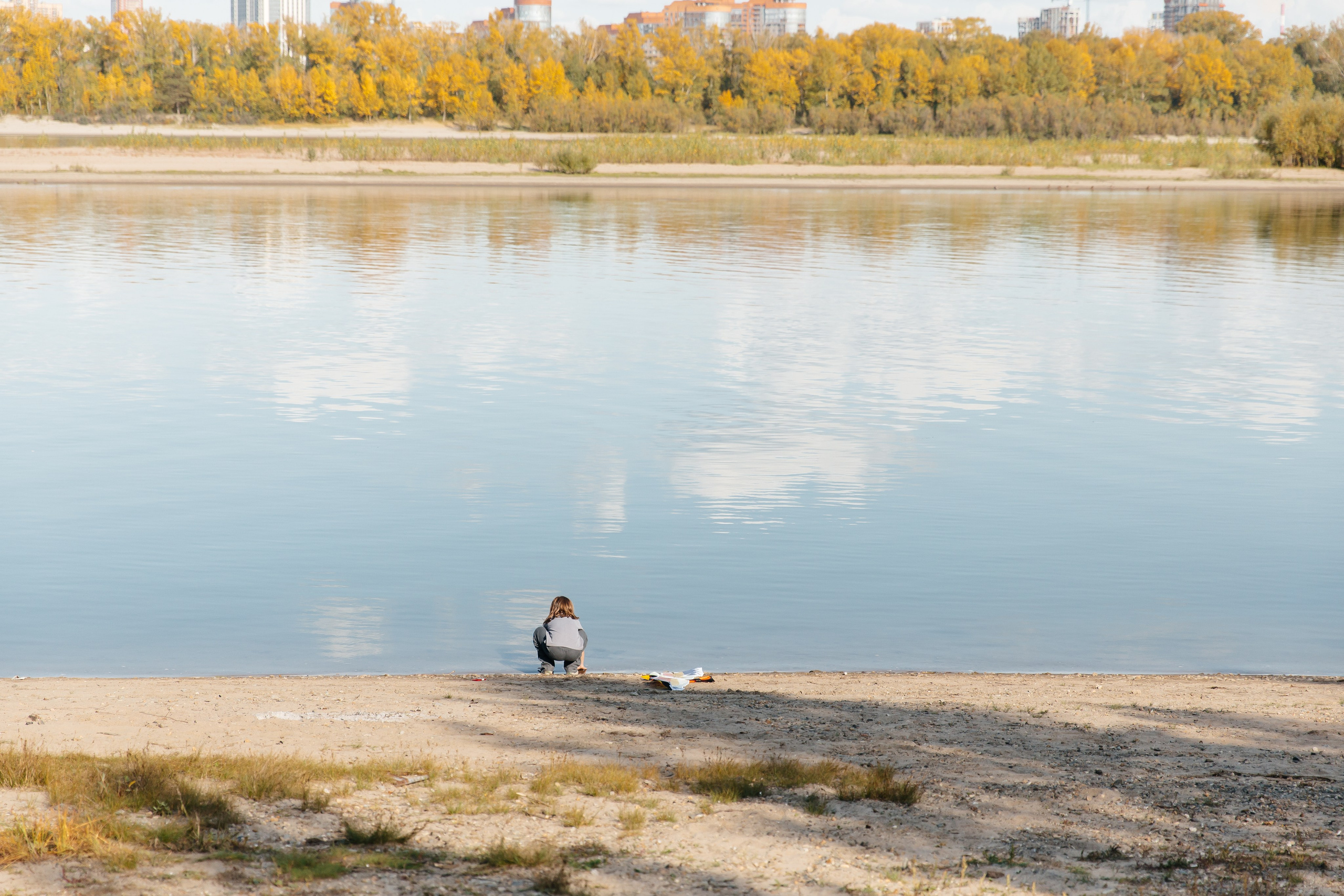 Выманивает из квартир природа нас на выходные. Осенний лес — особый мир. Ведут тропинки потайные…. Душевный фотограф Ваших самых ярких событий Марина Погребняк