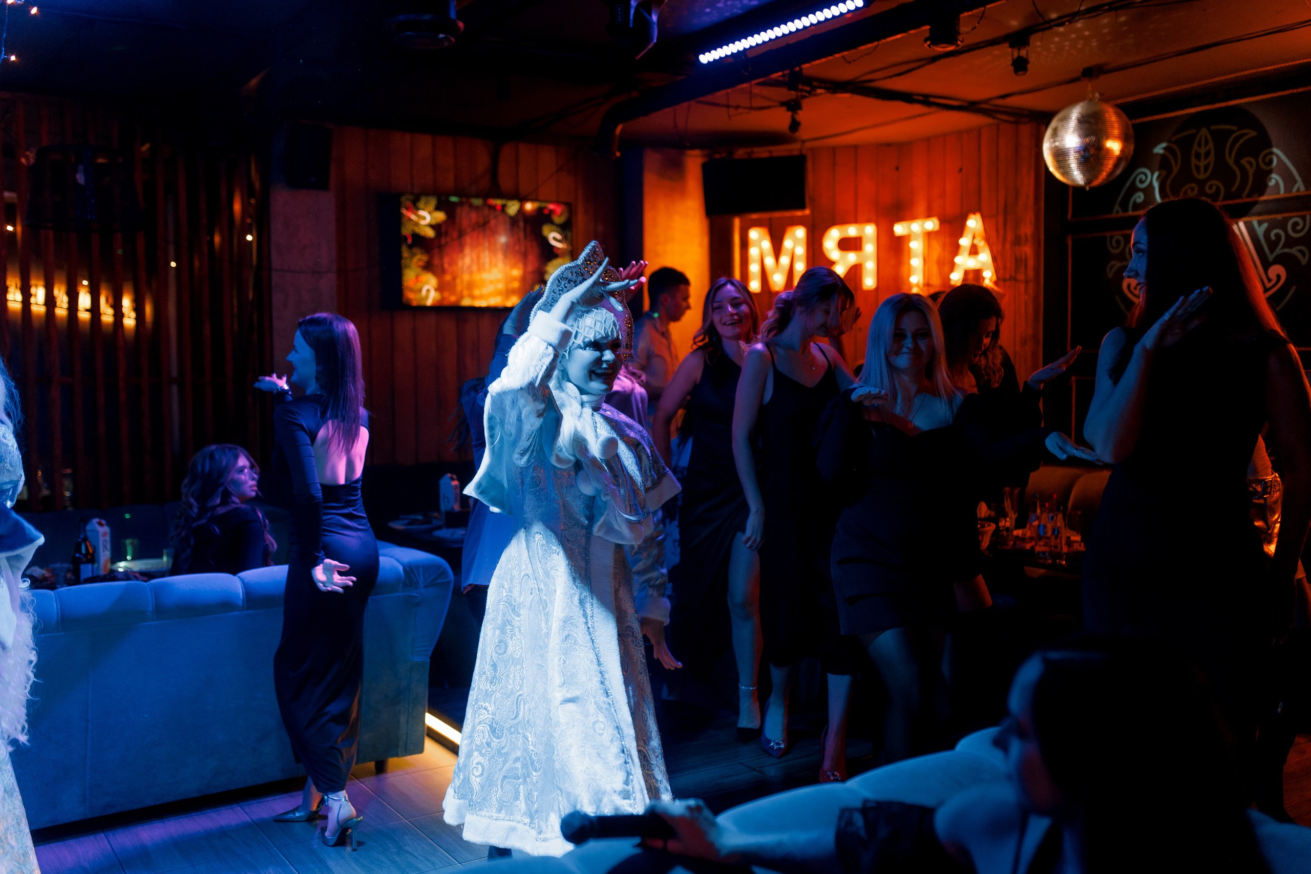 31/12/23 Новогоднее караоке в Мята Спортивная. Мята Спортивная — Кальянная, караоке, бар в Минске