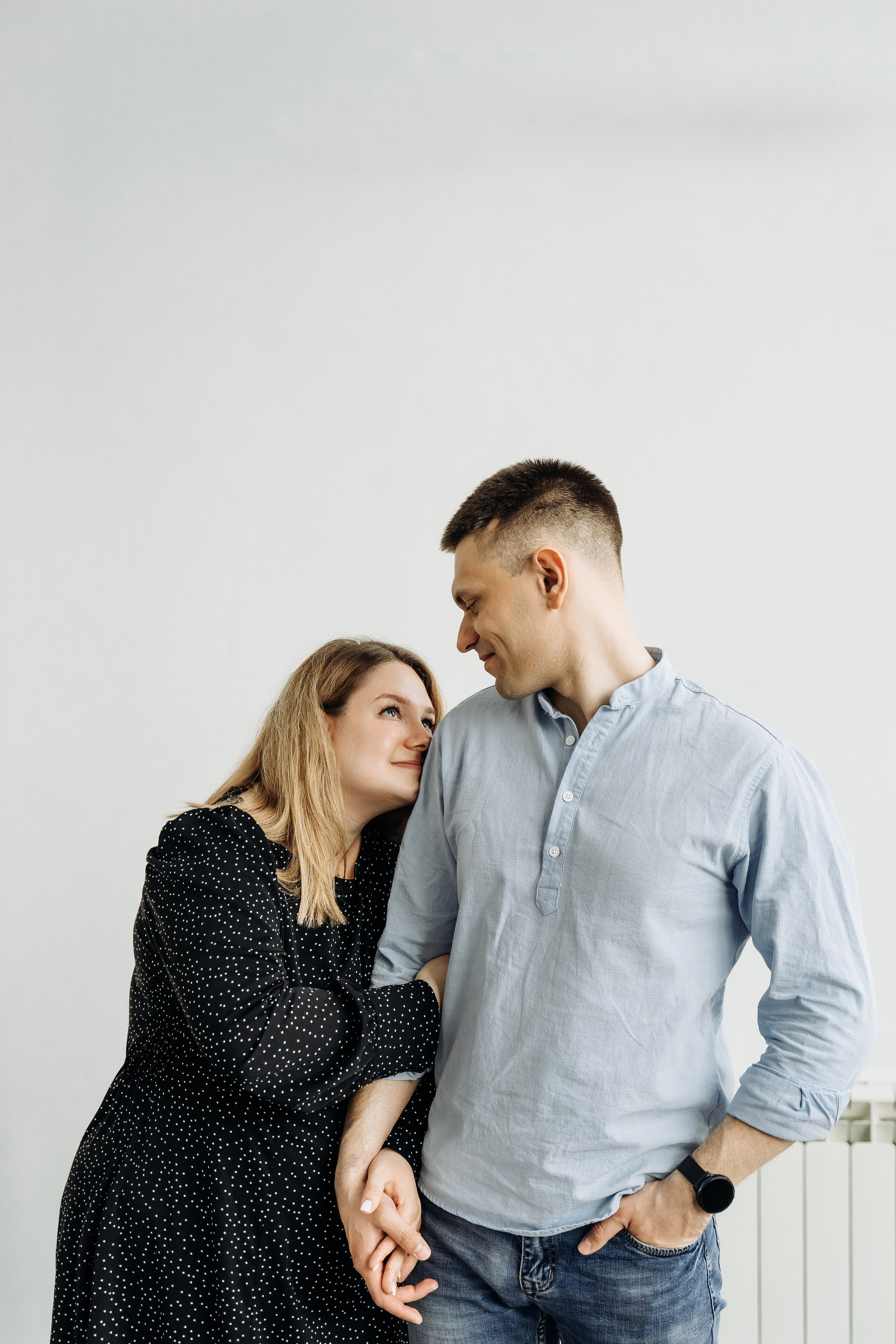 Вдвоём хорошо, но втроём. Моменты и истории о вас настоящих