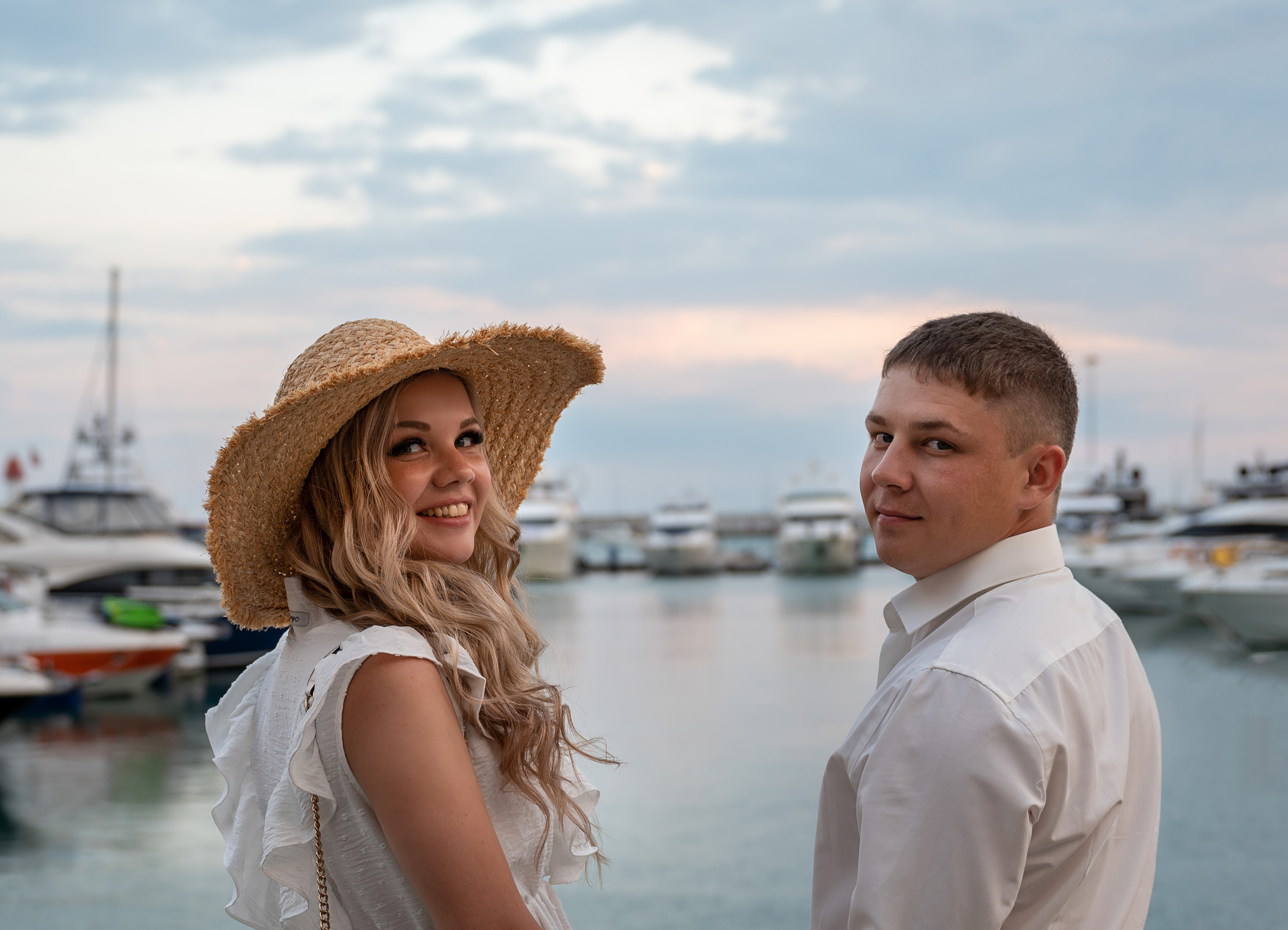 Съемка В Сочи, Лавстори в Сочи, Love Story. Семейный и контент фотограф в Москве Alira