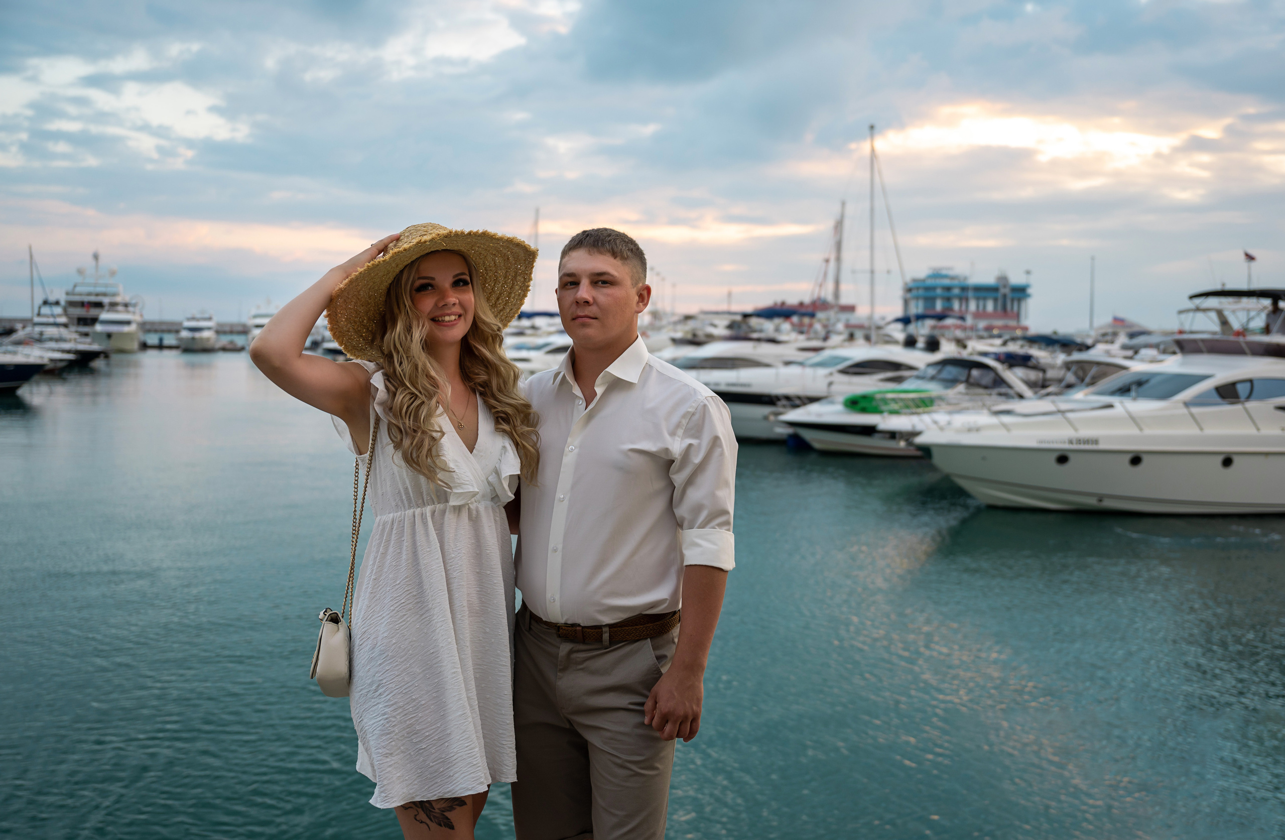 Съемка В Сочи, Лавстори в Сочи, Love Story. Семейный и контент фотограф в Москве Alira