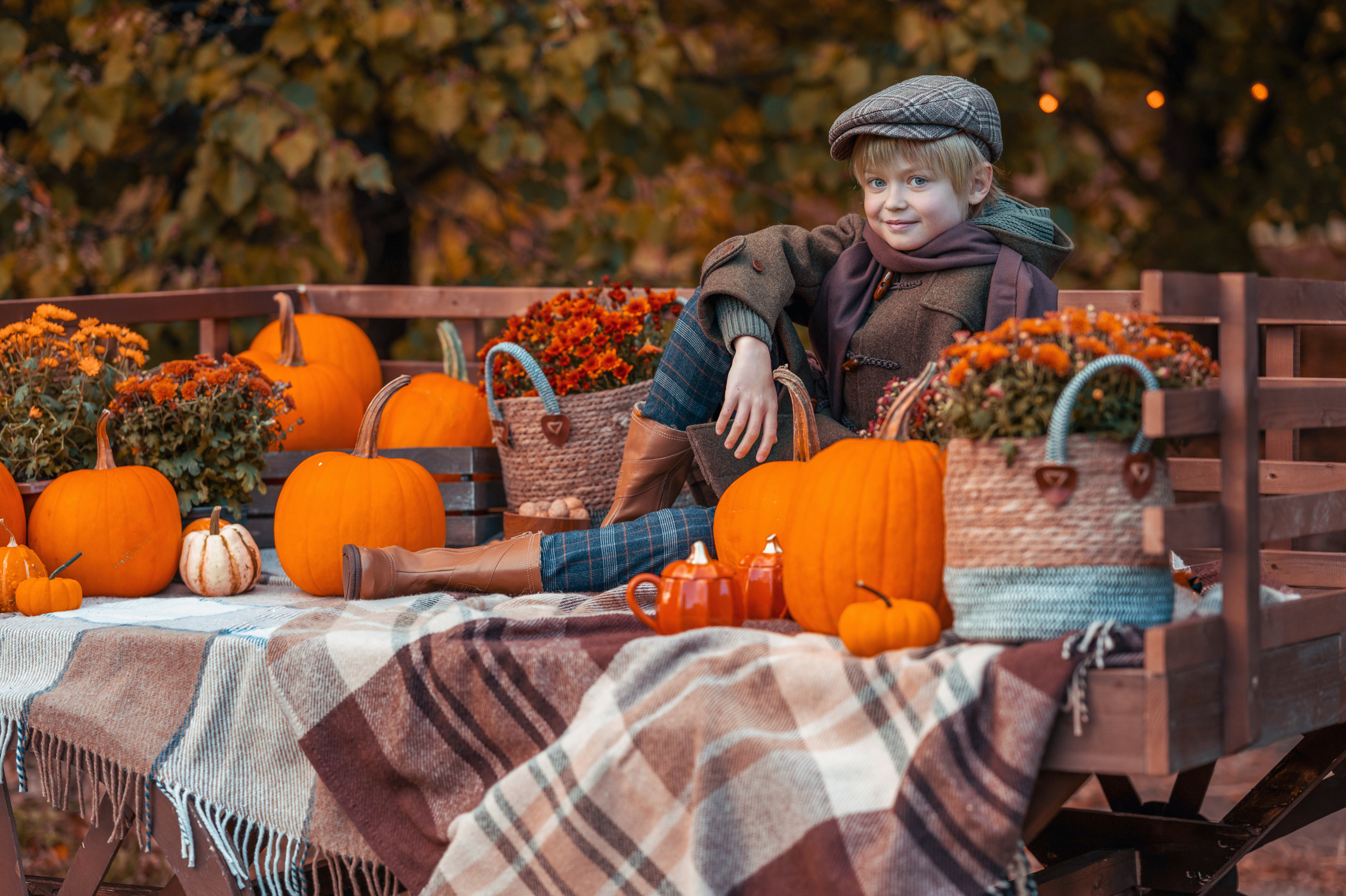 Фотосессия осенью. Семейный и контент фотограф в Москве Alira