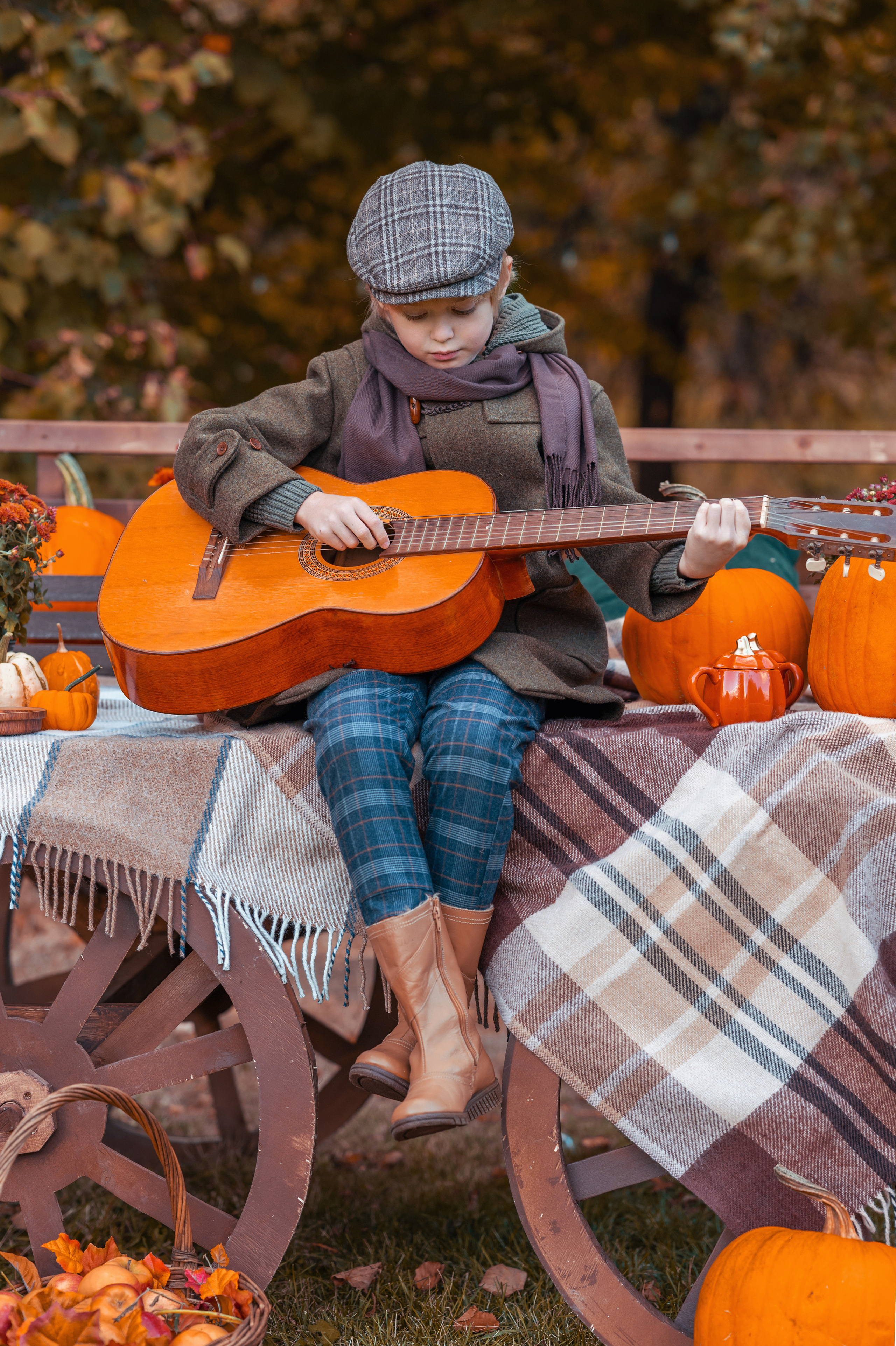 Фотосессия осенью. Семейный и контент фотограф в Москве Alira