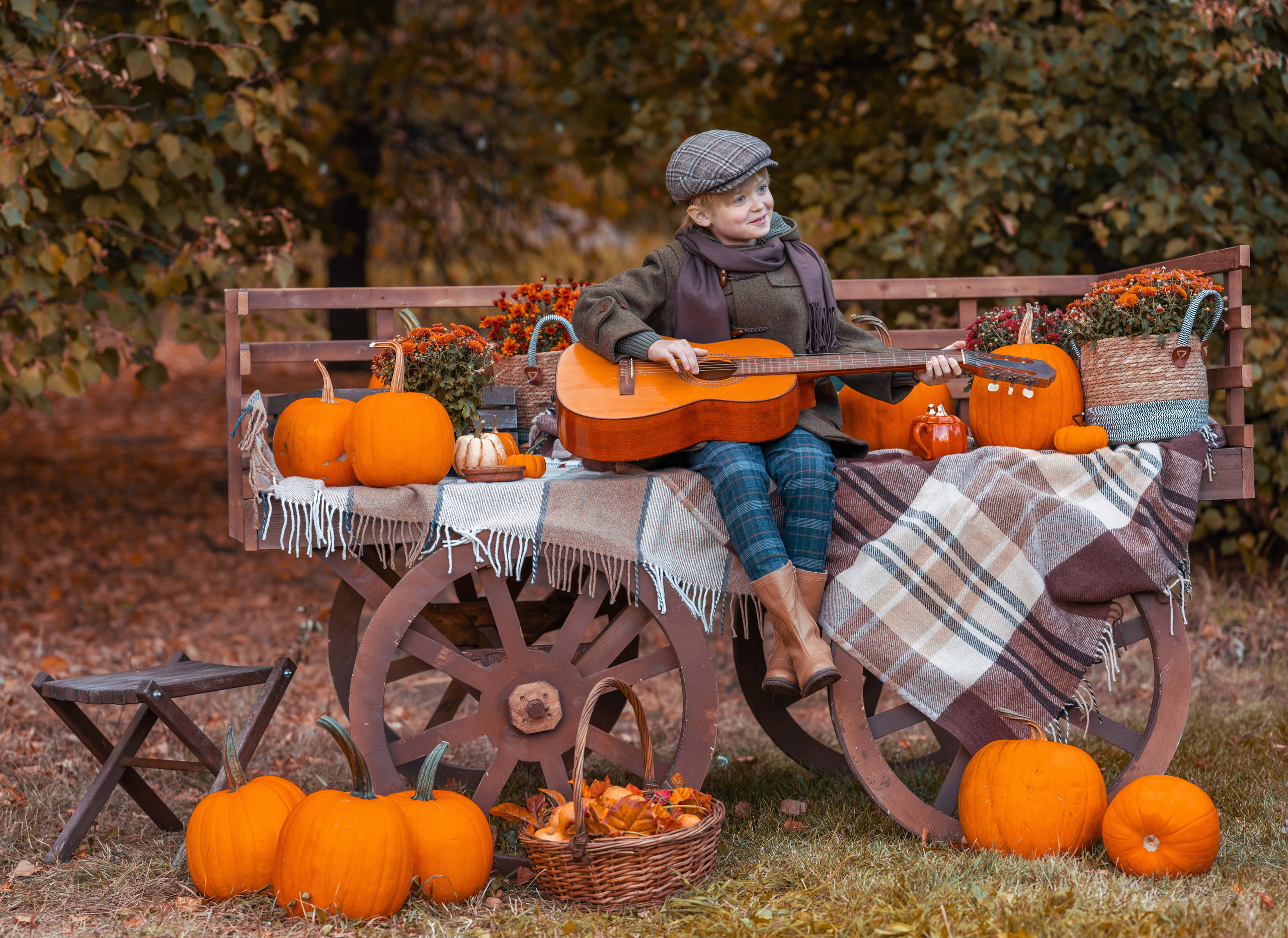 Фотосессия осенью. Семейный и контент фотограф в Москве Alira