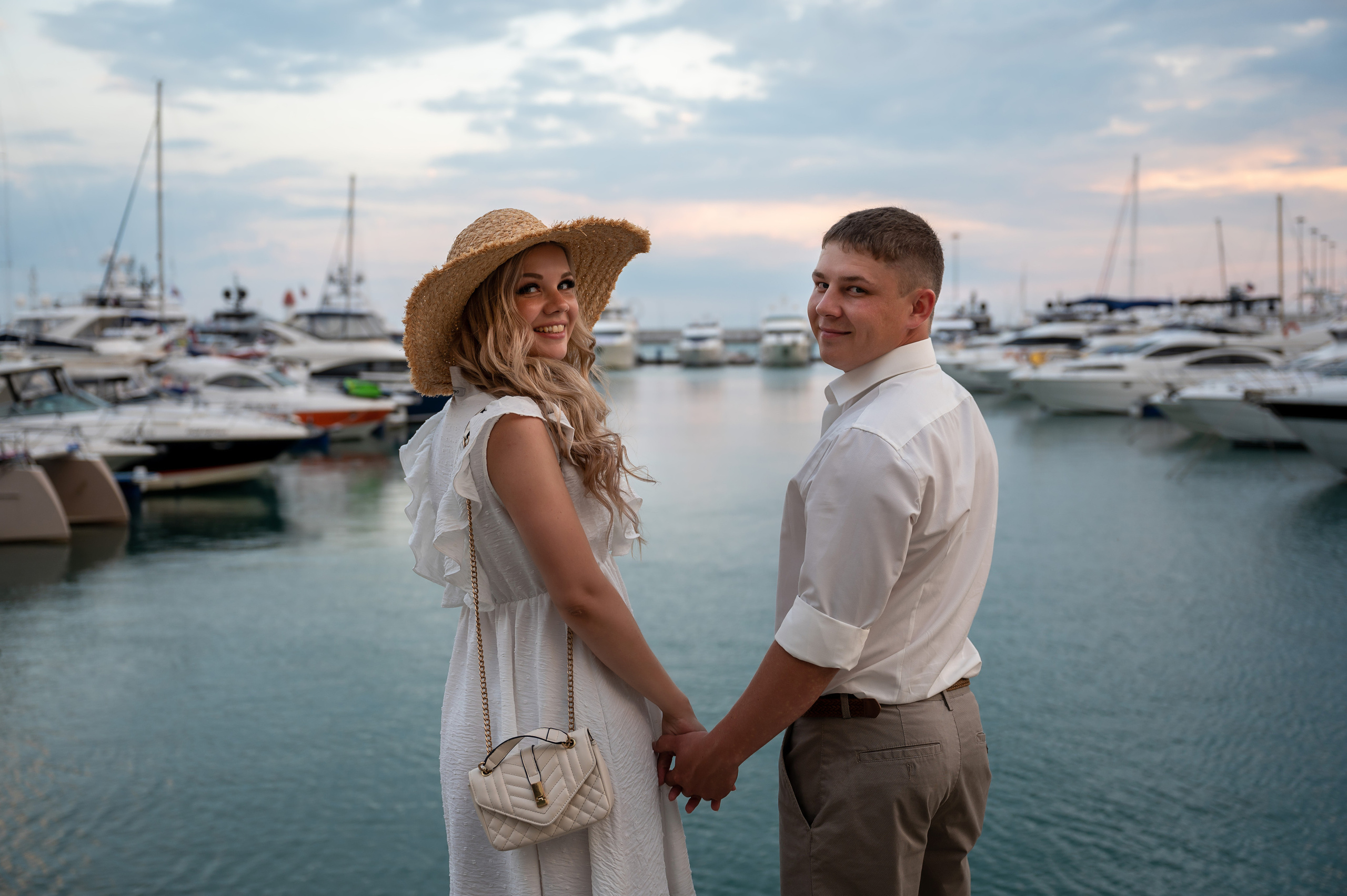 Съемка В Сочи, Лавстори в Сочи, Love Story. Семейный и контент фотограф в Москве Alira