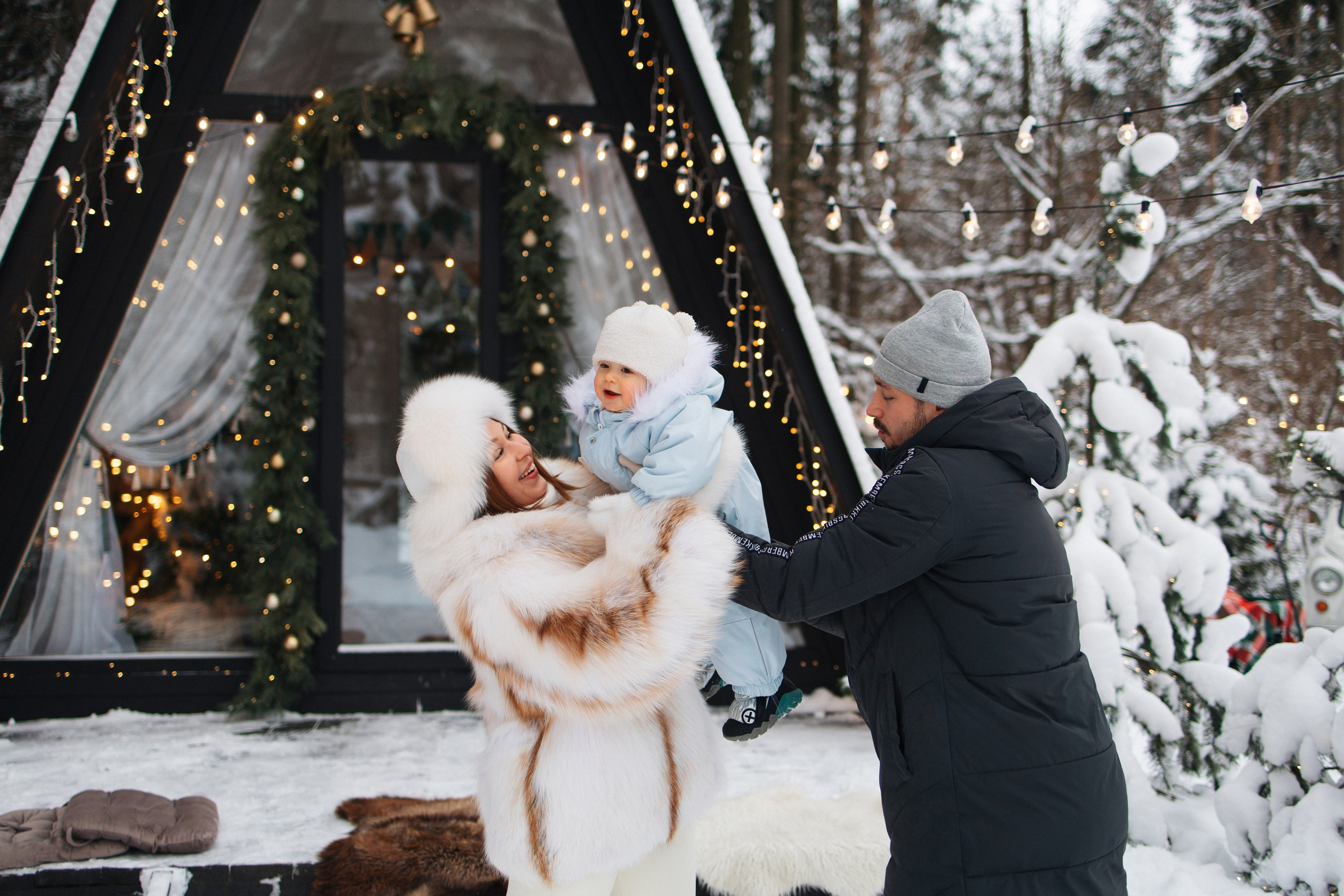 Ксения, Владимир, Леон, Шале в лесу. Семейный фотограф в Москве Марина Петра