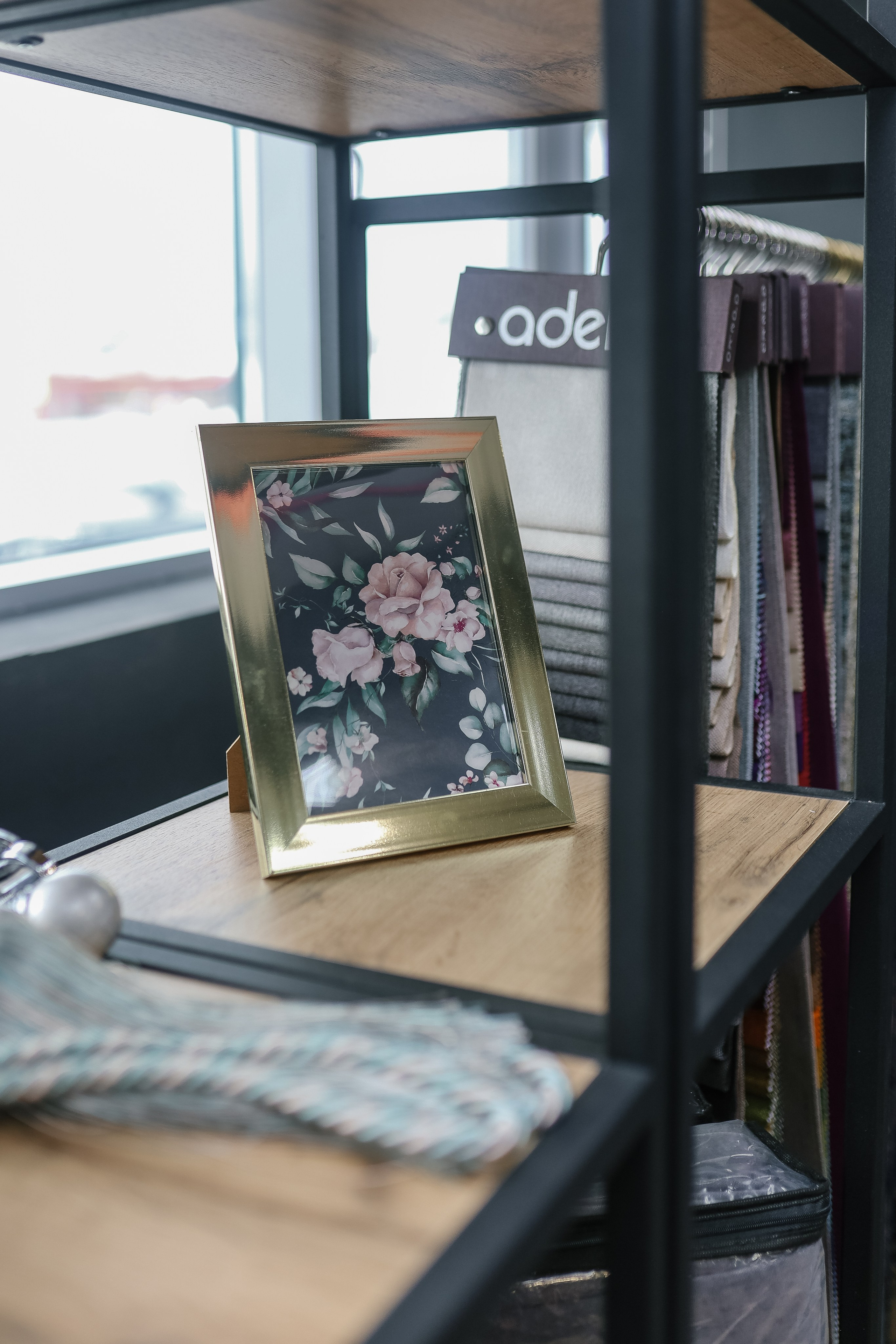 Портьерный салон Декорика. Фотопродакшн продающего контента