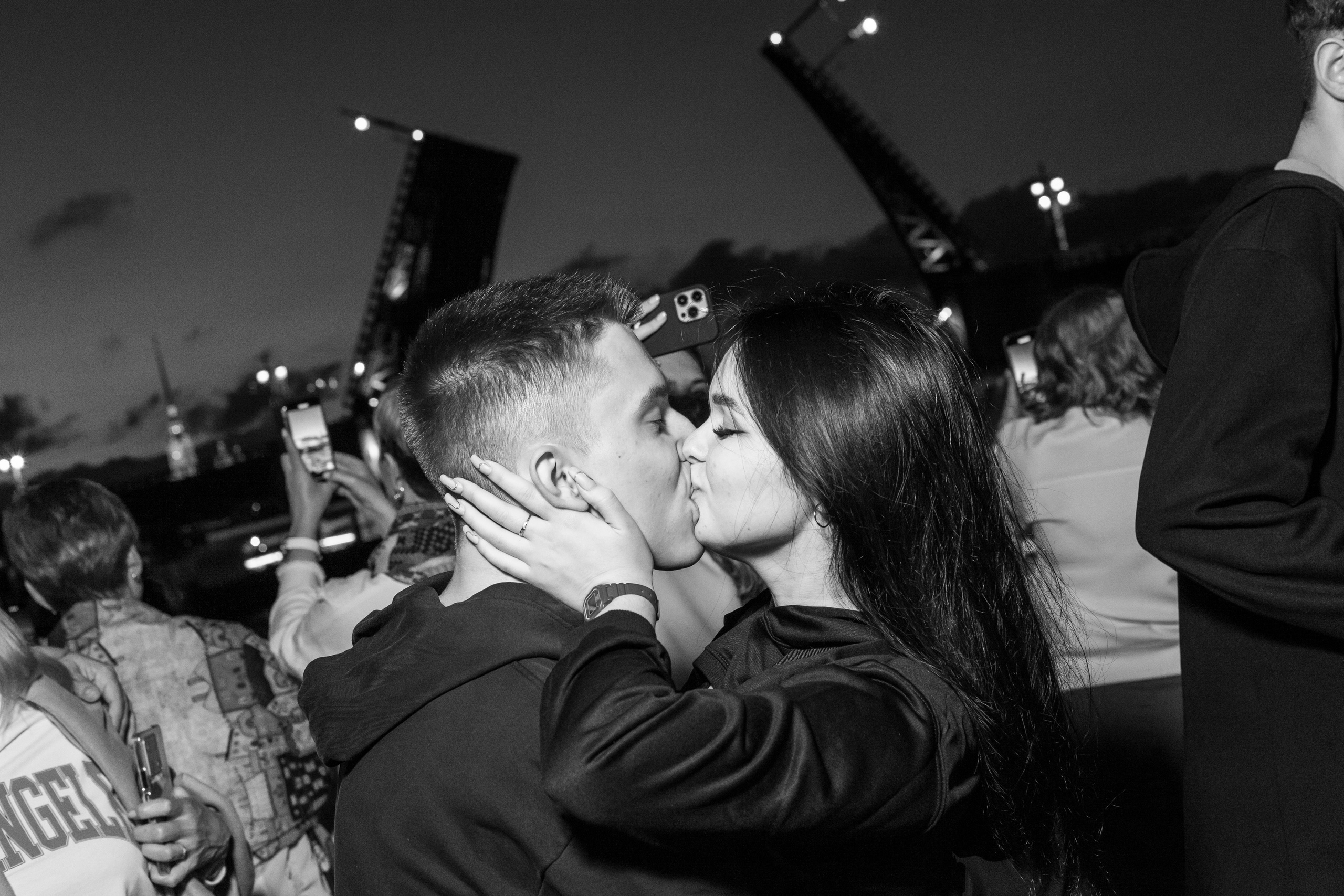 Ночь на Неве. Фотограф в Санкт — Петербурге Валерий Гаухман