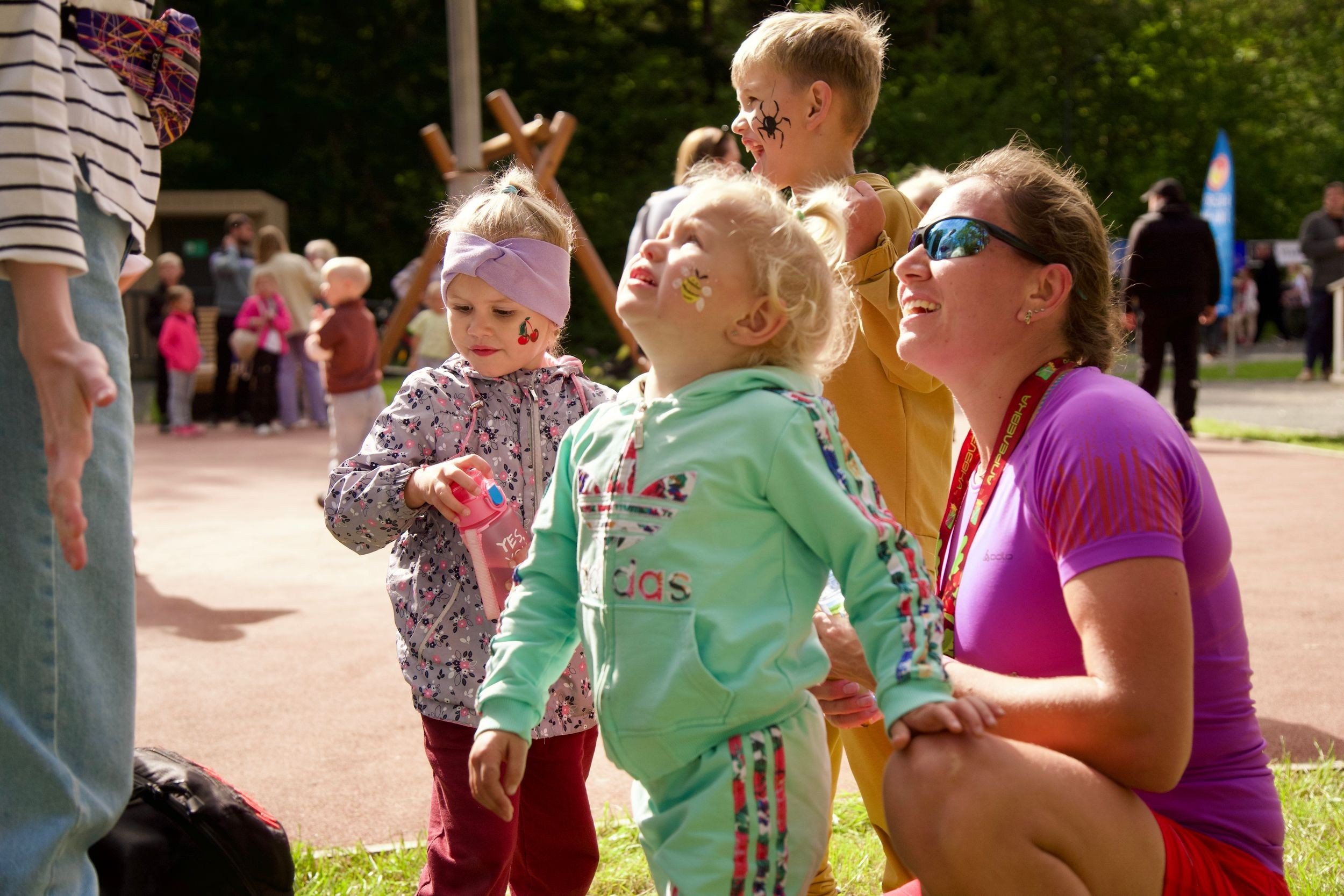 Забег в парке «Дубки». Кафе «БЕЛКА НАШЕПТАЛА». Ну оооочень концептуальное кафе