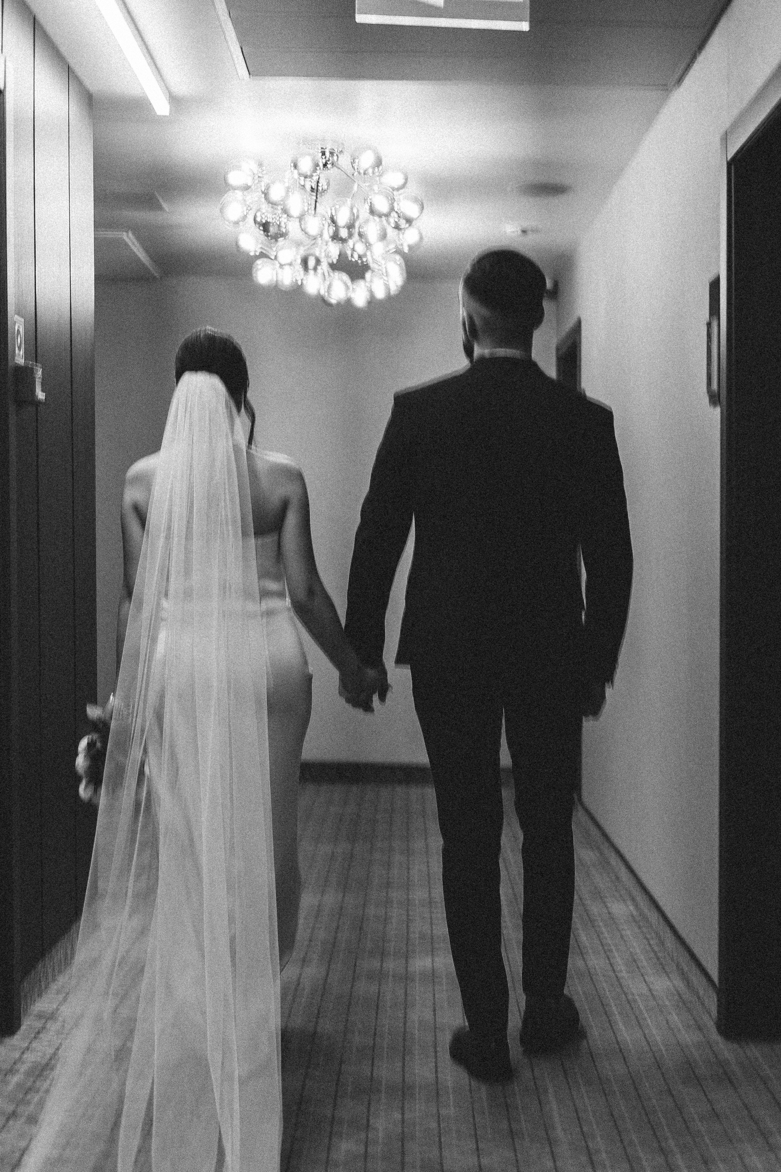 СВАДЕБНАЯ СЬЕМКА СБОРОВ ЖЕНИХА И НЕВЕСТЫ В ОТЕЛЕ И ТАКЖЕ ФОТОСЕССИИЯ В ОТЕЛЕЕ МЕГАПОЛИС БРЯНСК. Профессиональный фотограф, Санкт-Петербург — Виктория Богомолова