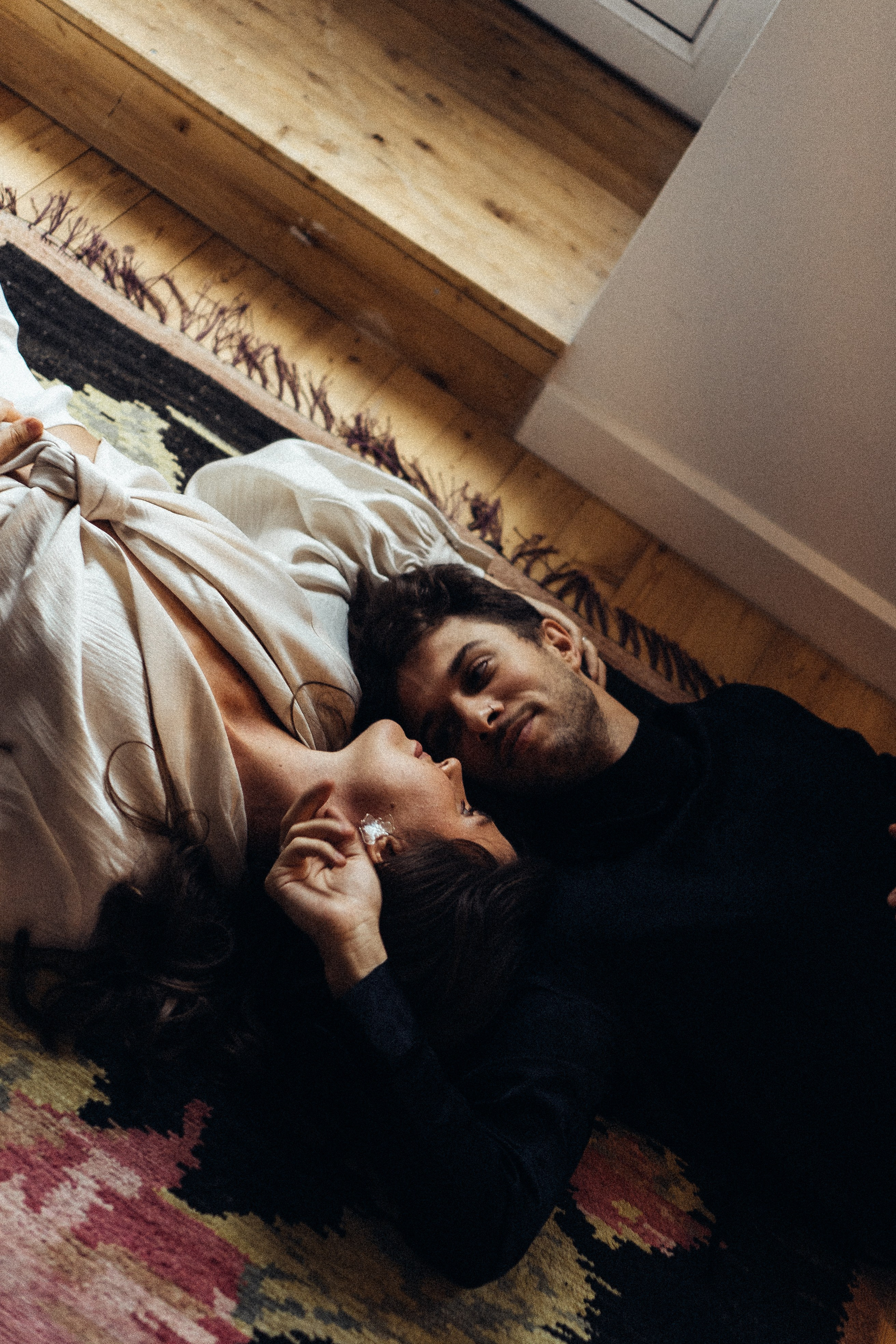 УТРО ЖЕНИХА И НЕВЕСТЫ В ПИТЕРСКОЙ КВАРТИРЕ И СЬЕМКА С СВАДЕБНЫХ ОБРАЗАХ. Профессиональный фотограф, Санкт-Петербург — Виктория Богомолова