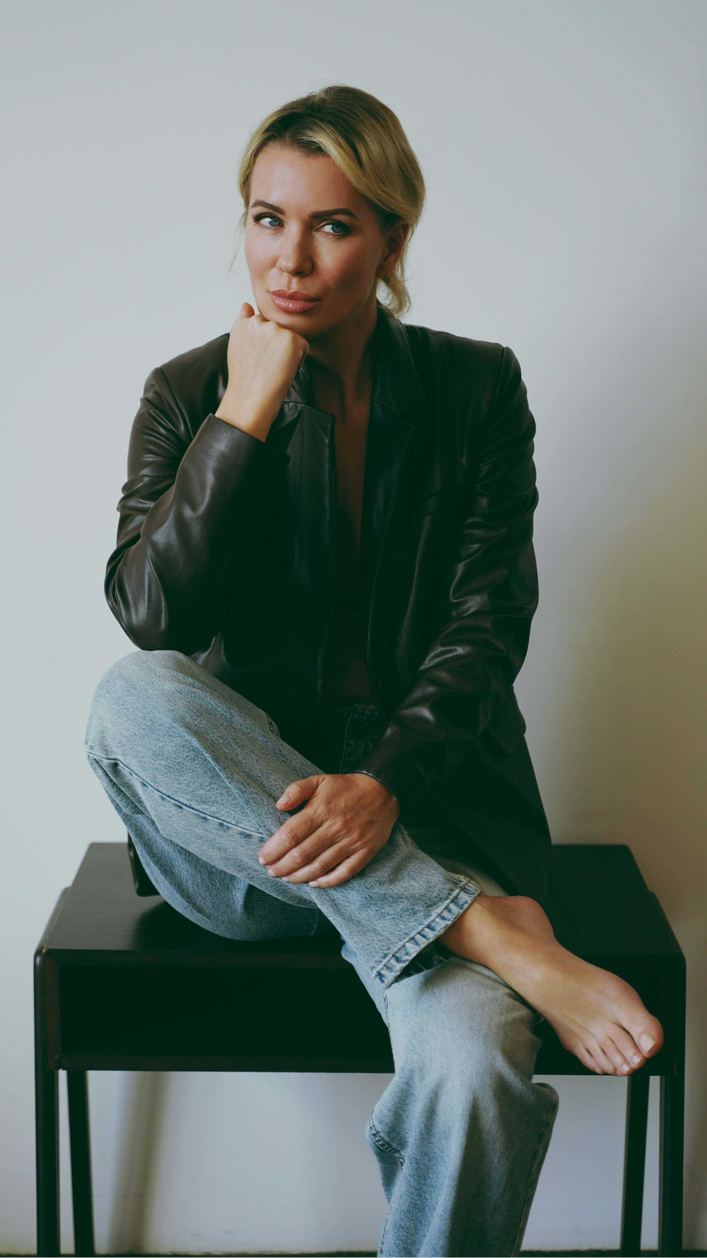 Яна. Главная