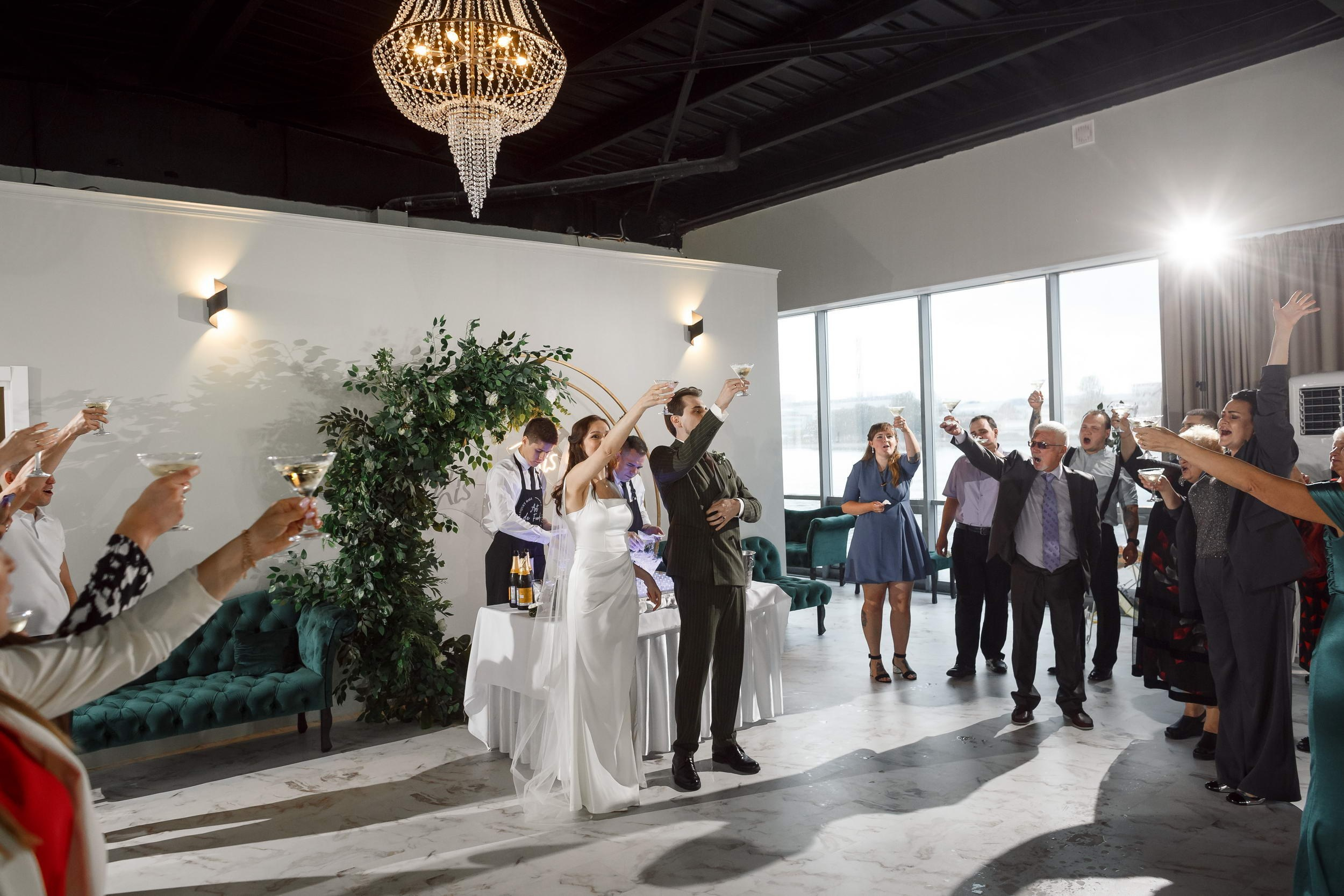 Свадебная фотосессия в Санкт-Петербурге. Свадебный фотограф Игорь Брундасов 8PHOTO на свадьбу венчание загс СПб