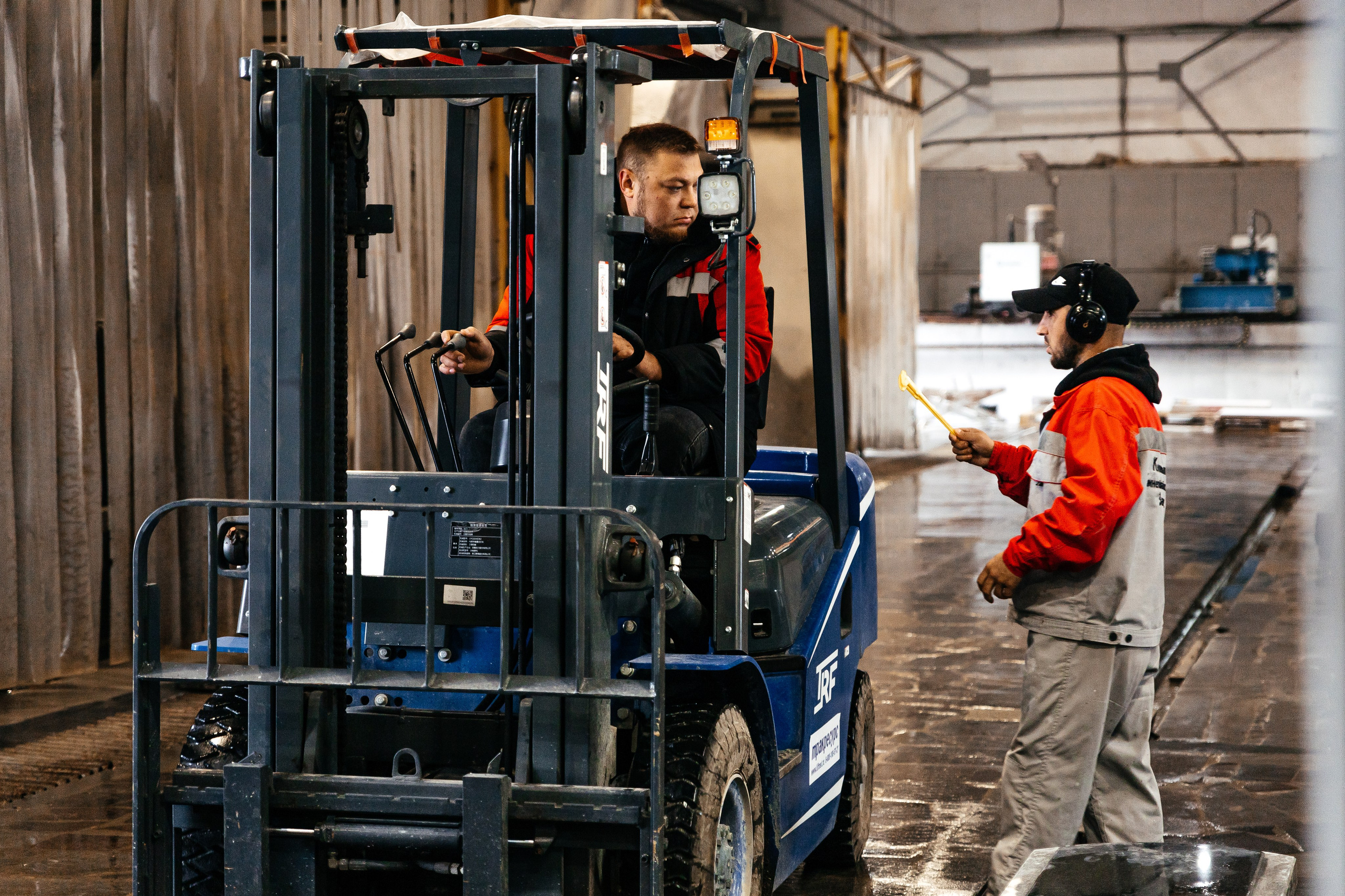 Камнеобрабатывающий завод. Ваш самый лучший фотограф!