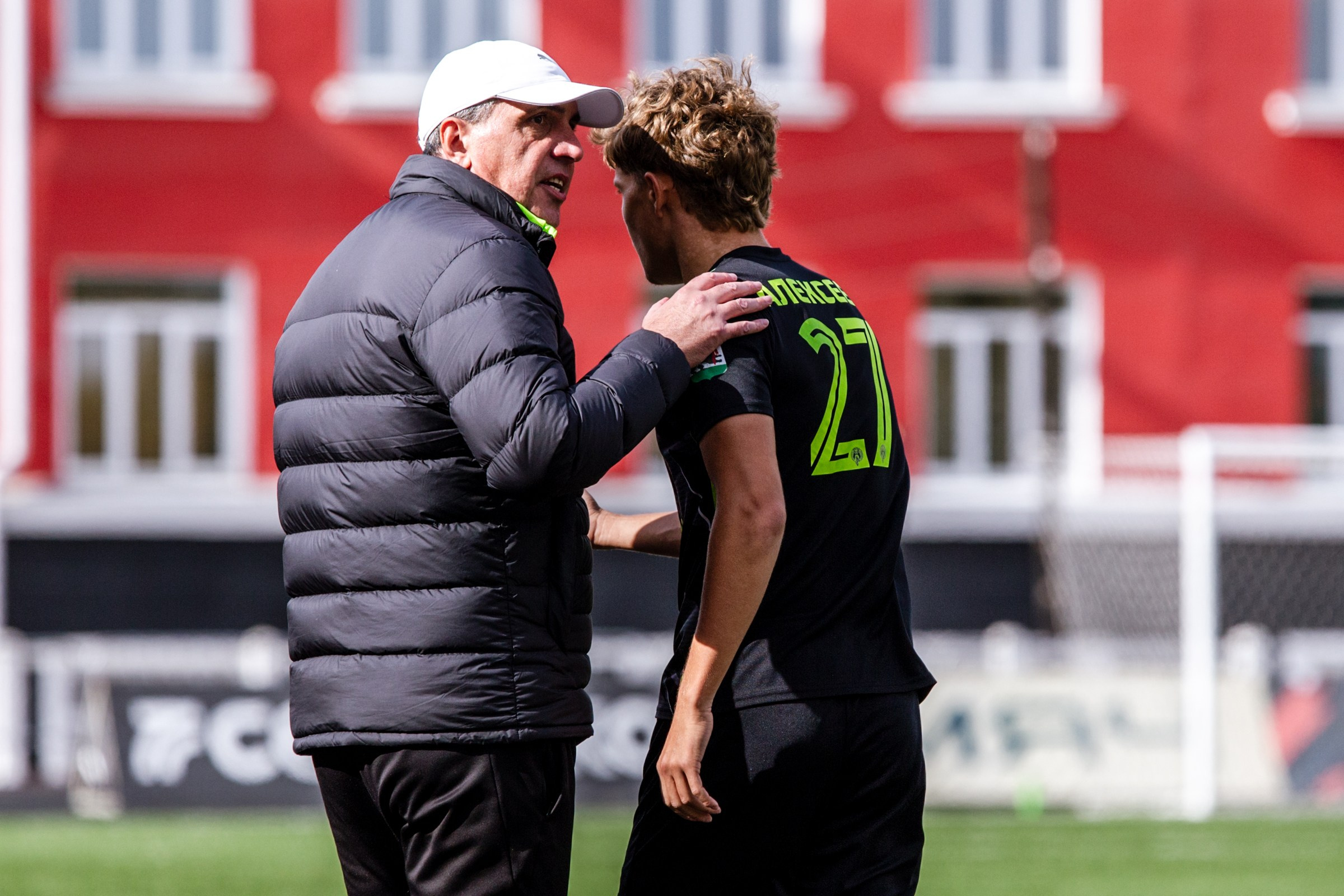 Первенство России по футболу LEON-Вторая лига Б | ФК Иркутск — Космос (Долгопрудный) | 14.09.25. Фотограф в Иркутске Евгения Айвазова