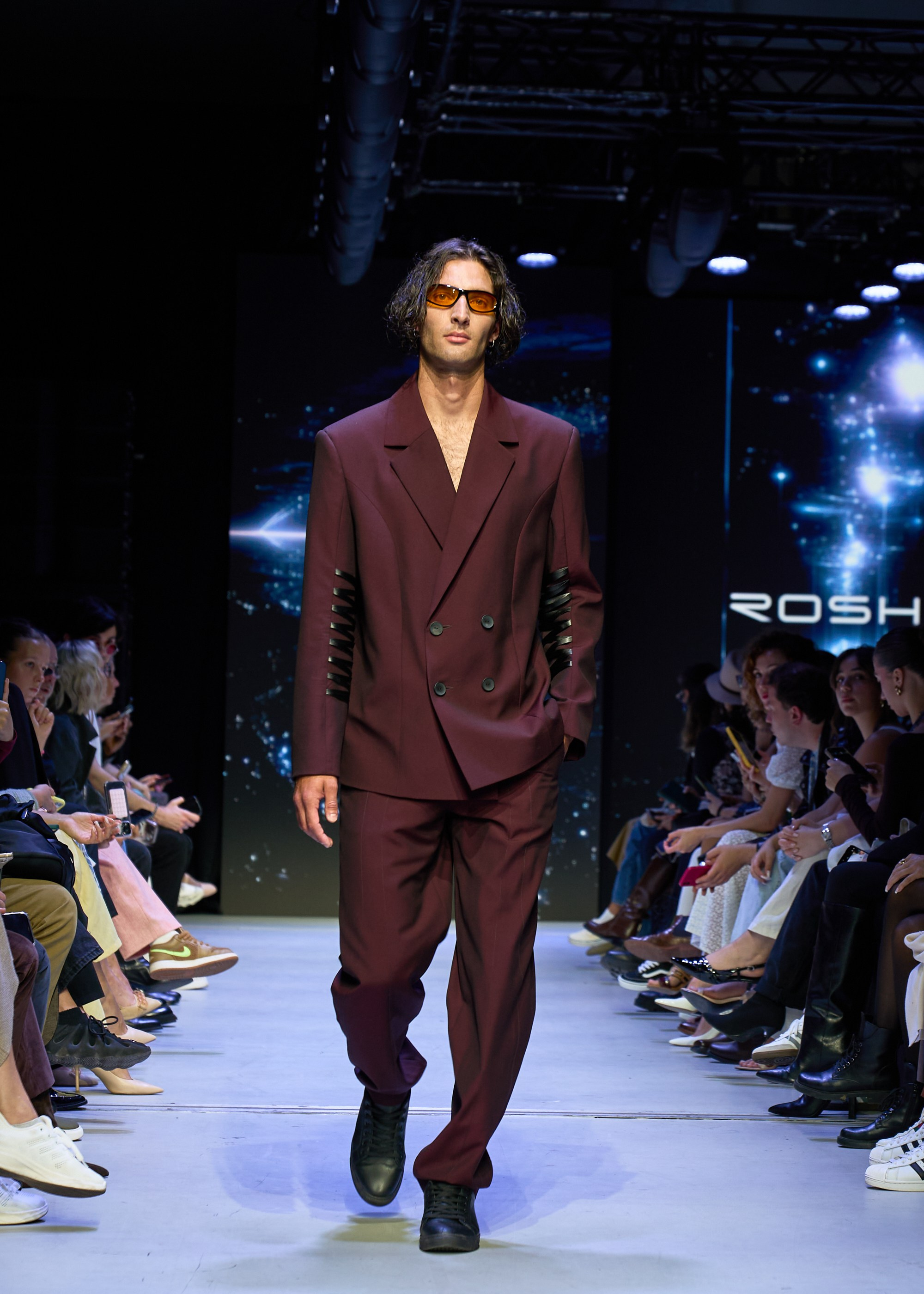 ROSHI. Московская неделя моды 2025. Портретный и fashion фотограф в Москве Игорь Малышев